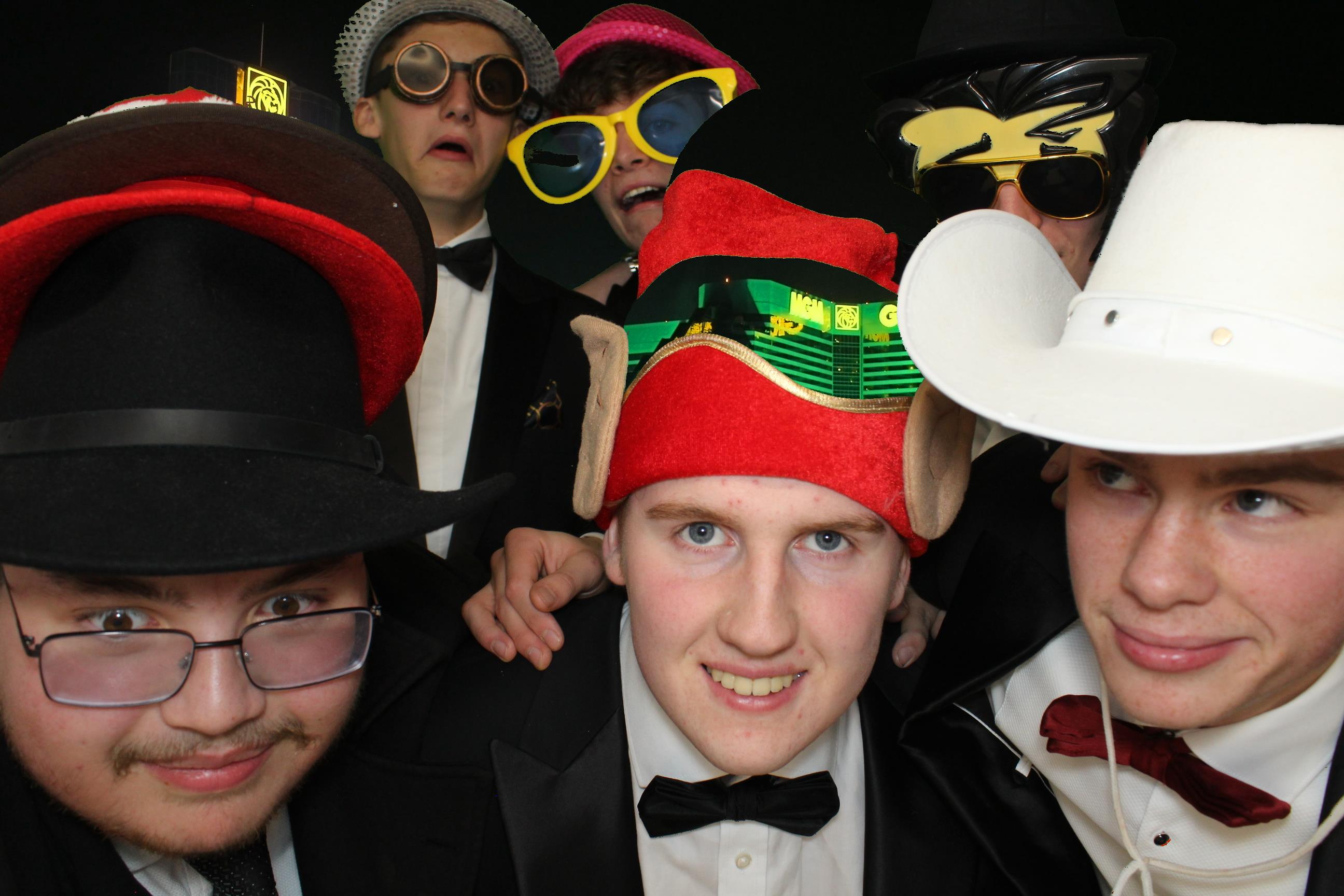 Read Xmas Ball | View more photos from the event at gallery.omegaphotobooths.co.uk/u/Omega-Photobooths/Read-Xmas-Ball