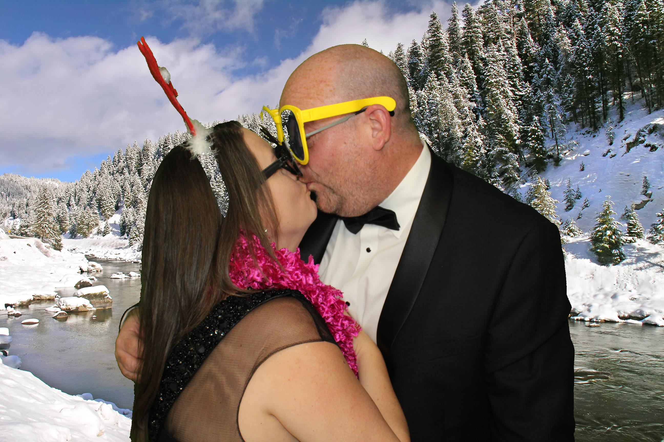 Read Xmas Ball | View more photos from the event at gallery.omegaphotobooths.co.uk/u/Omega-Photobooths/Read-Xmas-Ball