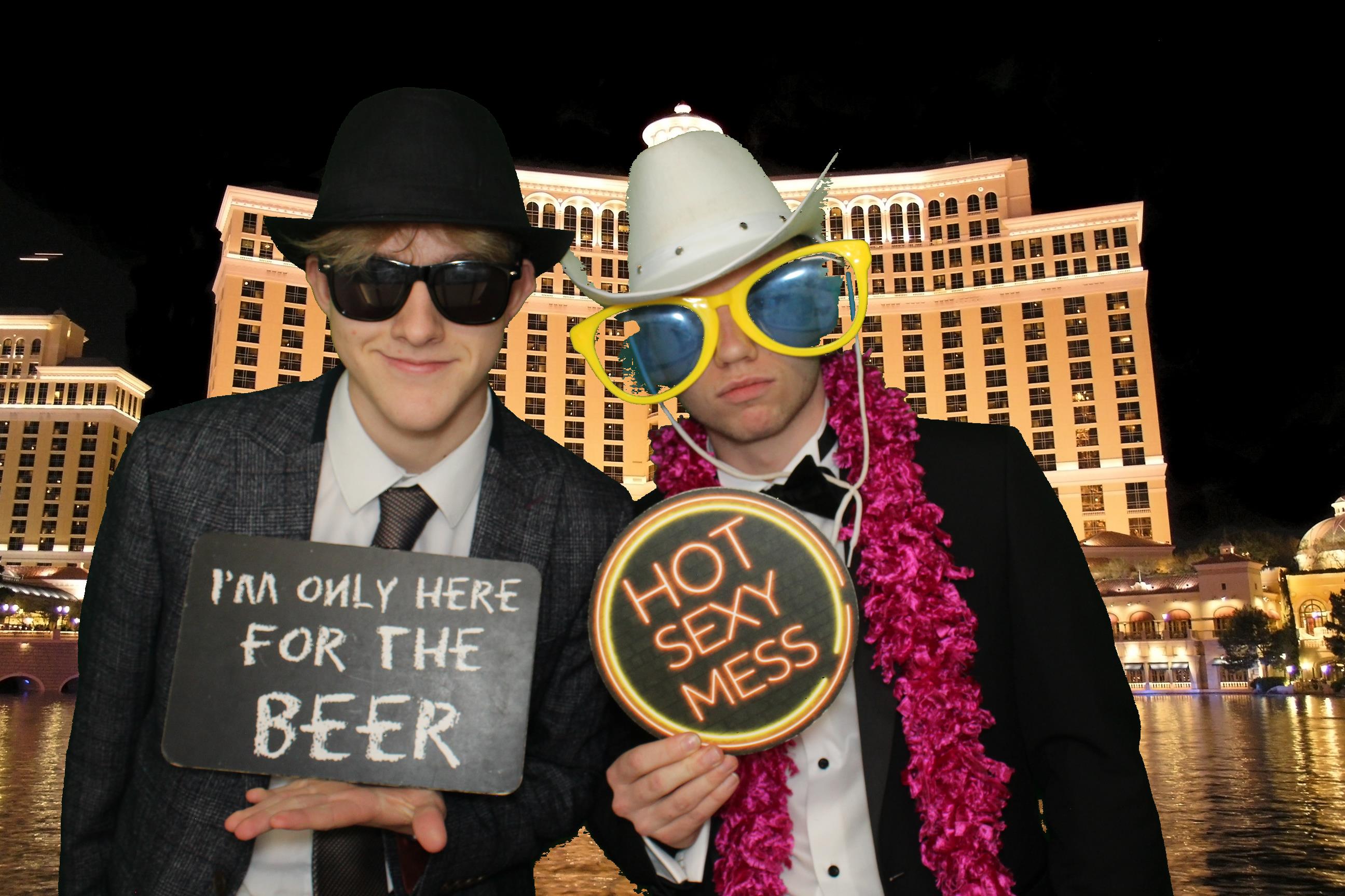Read Xmas Ball | View more photos from the event at gallery.omegaphotobooths.co.uk/u/Omega-Photobooths/Read-Xmas-Ball