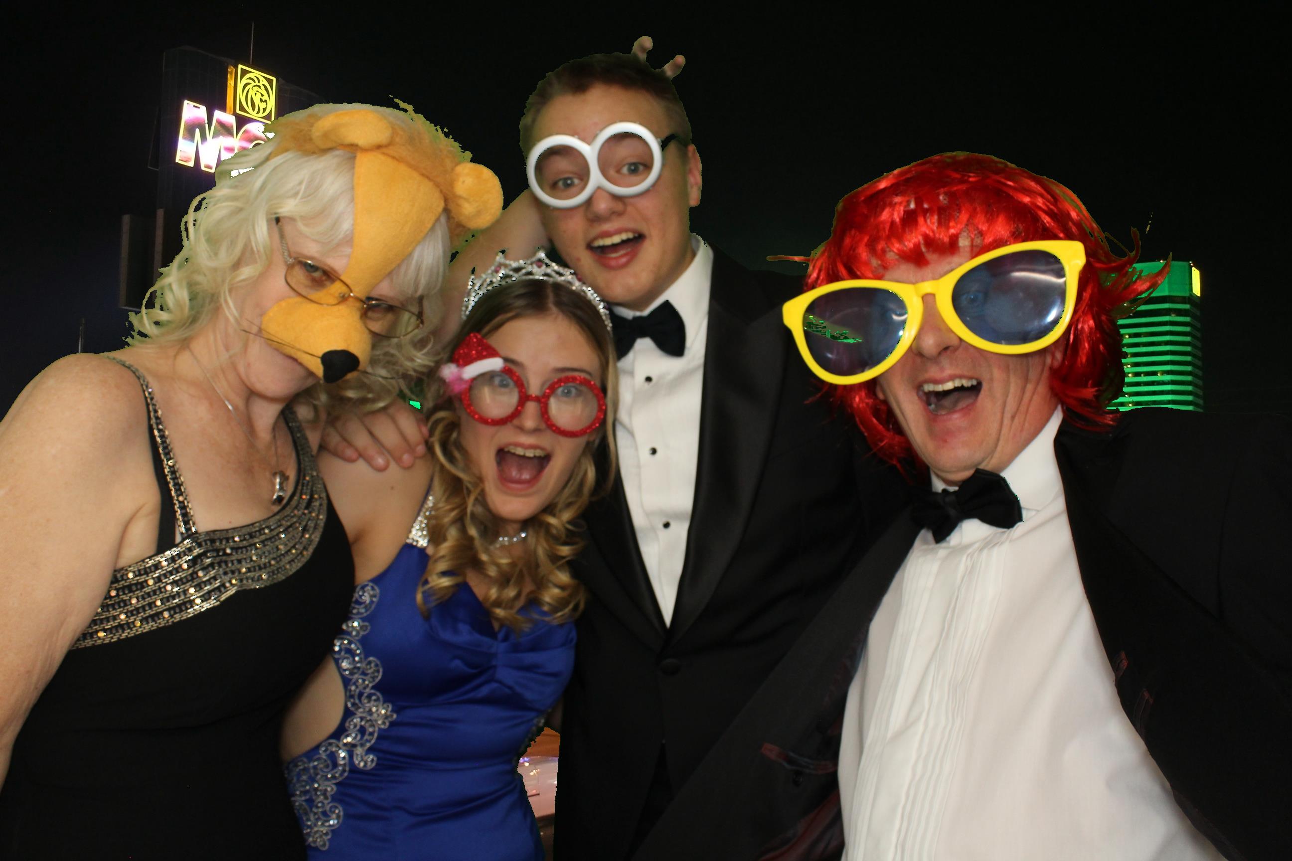 Read Xmas Ball | View more photos from the event at gallery.omegaphotobooths.co.uk/u/Omega-Photobooths/Read-Xmas-Ball