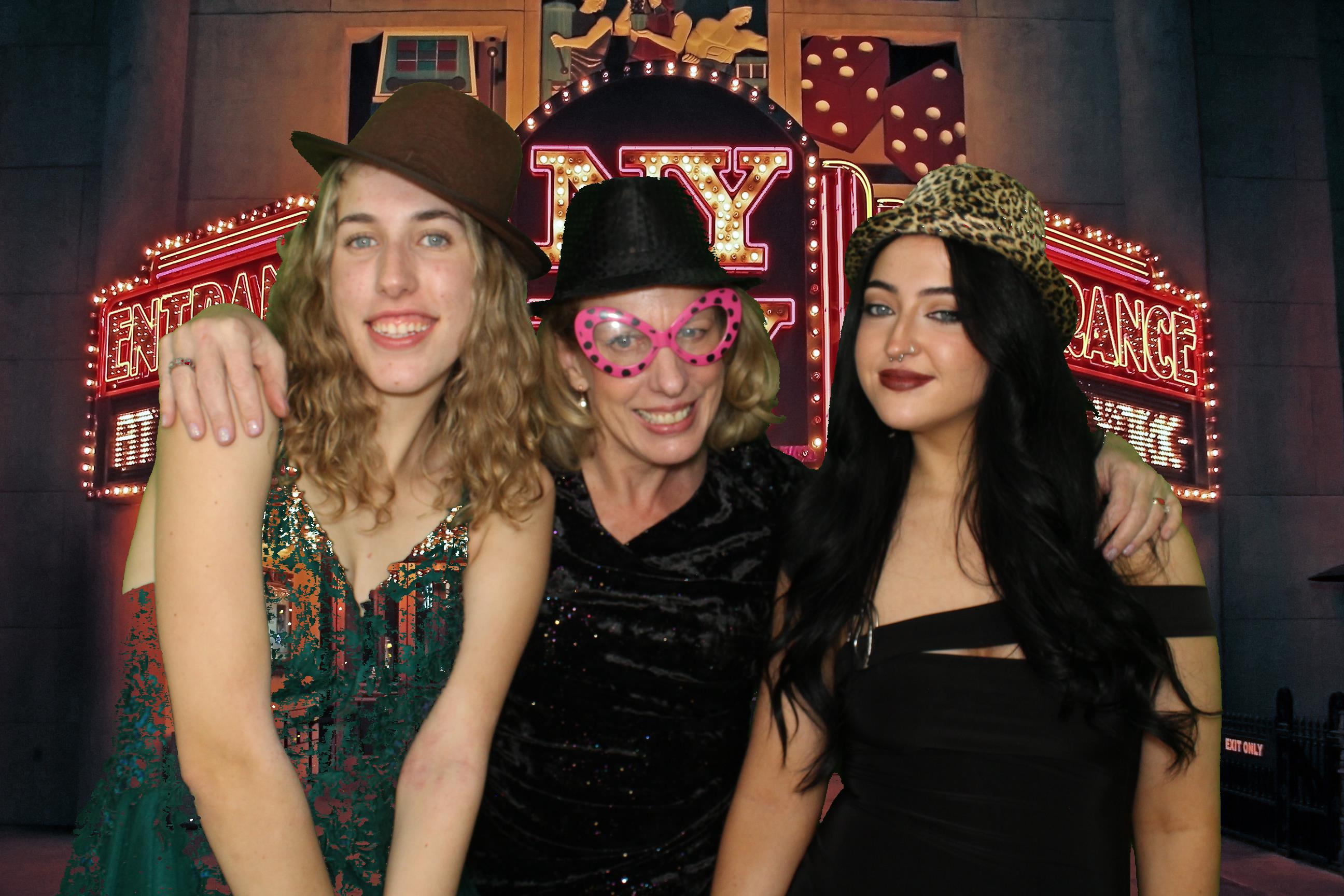 Read Xmas Ball | View more photos from the event at gallery.omegaphotobooths.co.uk/u/Omega-Photobooths/Read-Xmas-Ball