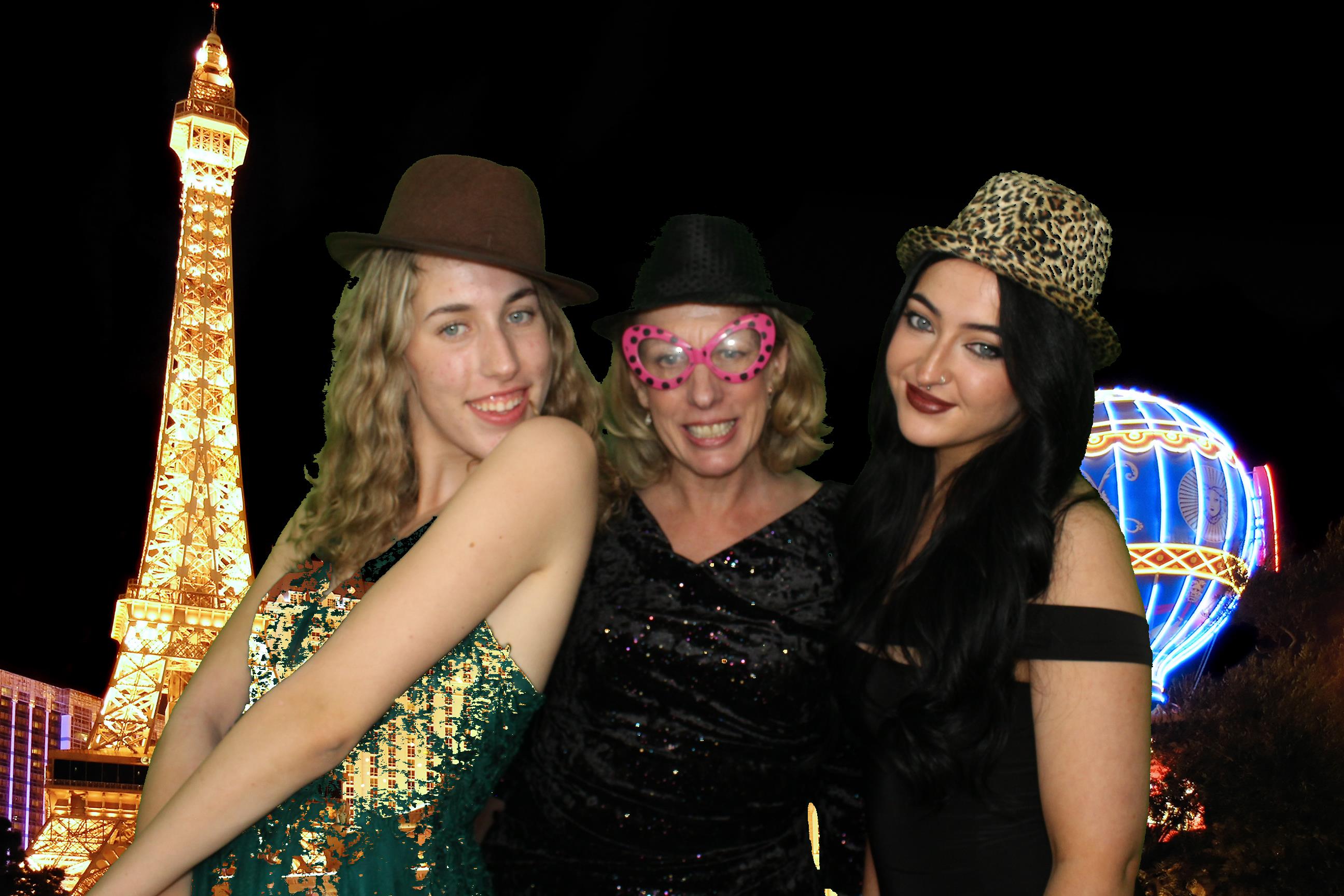 Read Xmas Ball | View more photos from the event at gallery.omegaphotobooths.co.uk/u/Omega-Photobooths/Read-Xmas-Ball