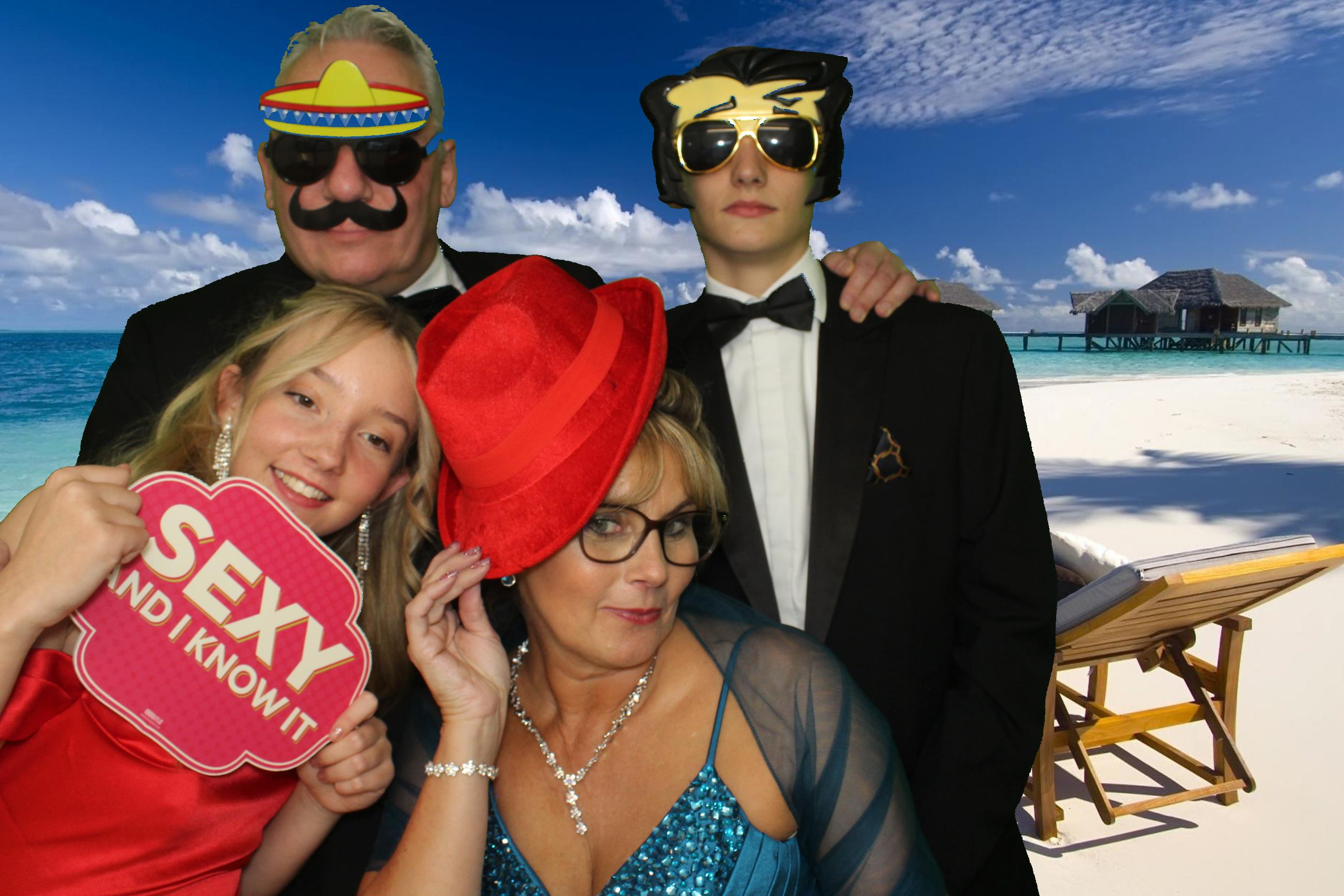 Read Xmas Ball | View more photos from the event at gallery.omegaphotobooths.co.uk/u/Omega-Photobooths/Read-Xmas-Ball