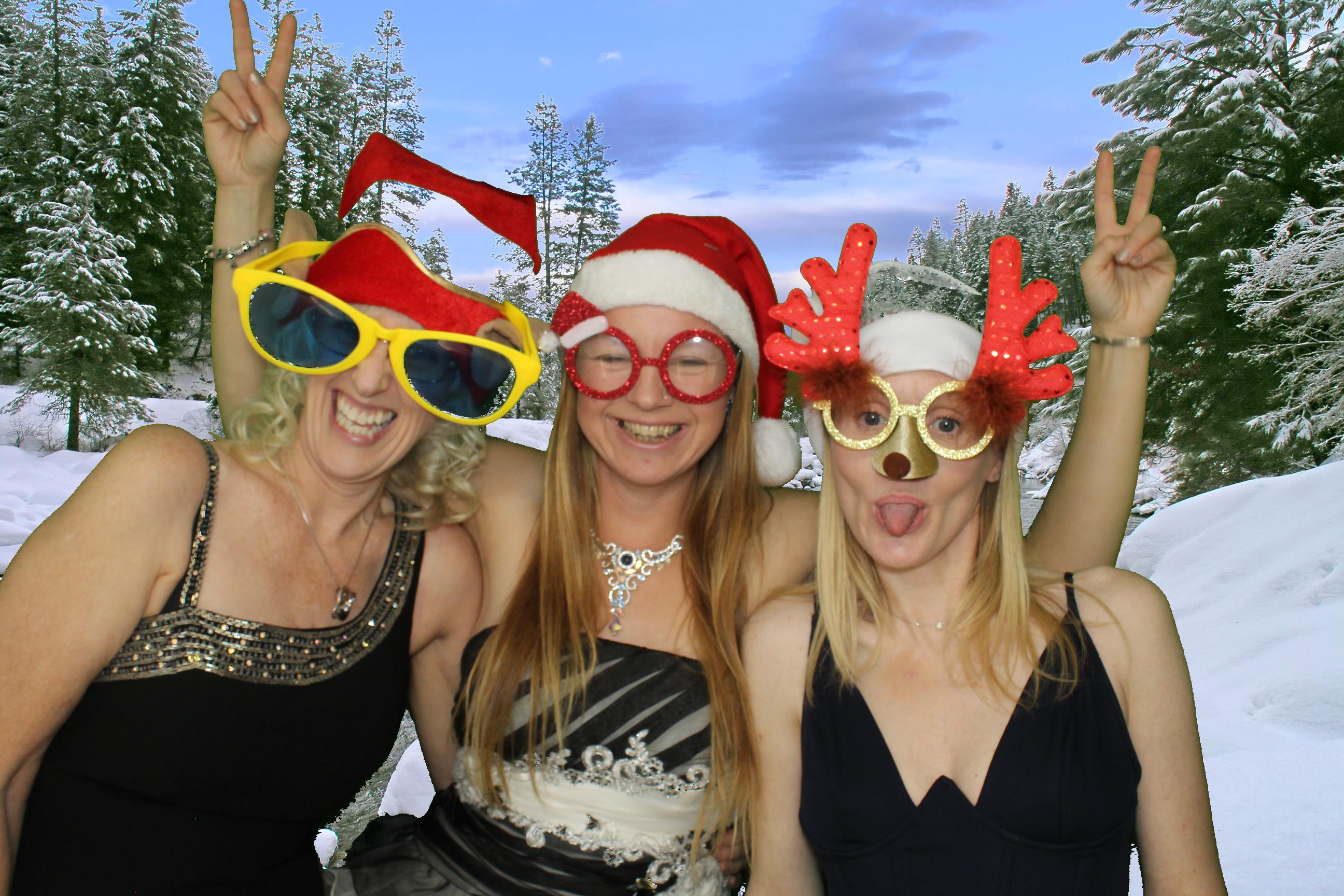 Read Xmas Ball | View more photos from the event at gallery.omegaphotobooths.co.uk/u/Omega-Photobooths/Read-Xmas-Ball