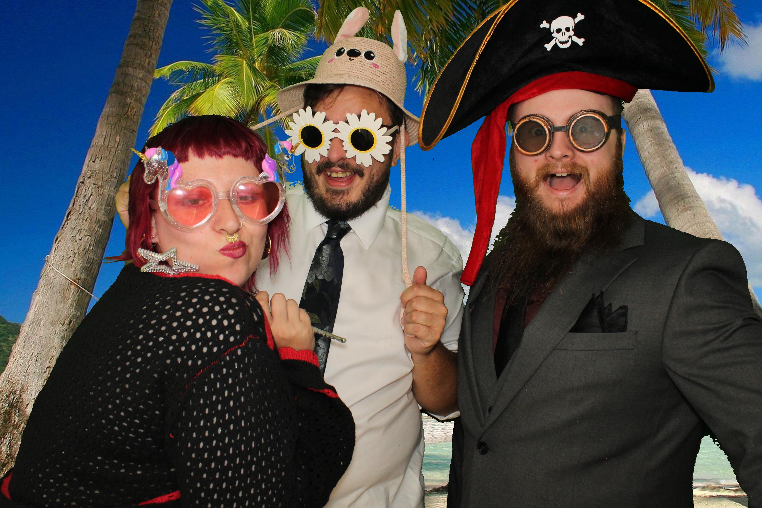 Bethany & Daniel | View more photos from the event at gallery.omegaphotobooths.co.uk/u/Omega-Photobooths/Bethany-Daniel