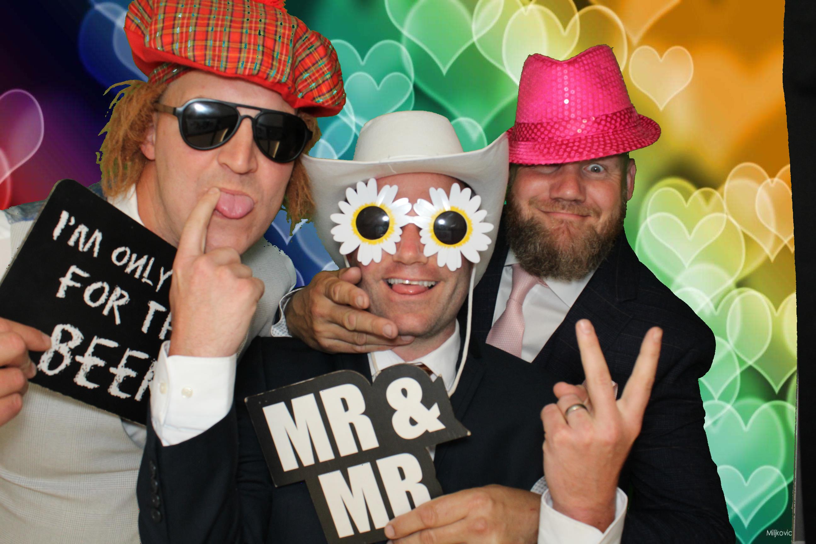 Daisy & Matt's Wedding | View more photos from the event at gallery.omegaphotobooths.co.uk/u/Omega-Photobooths/Daisy-Matts-Wedding
