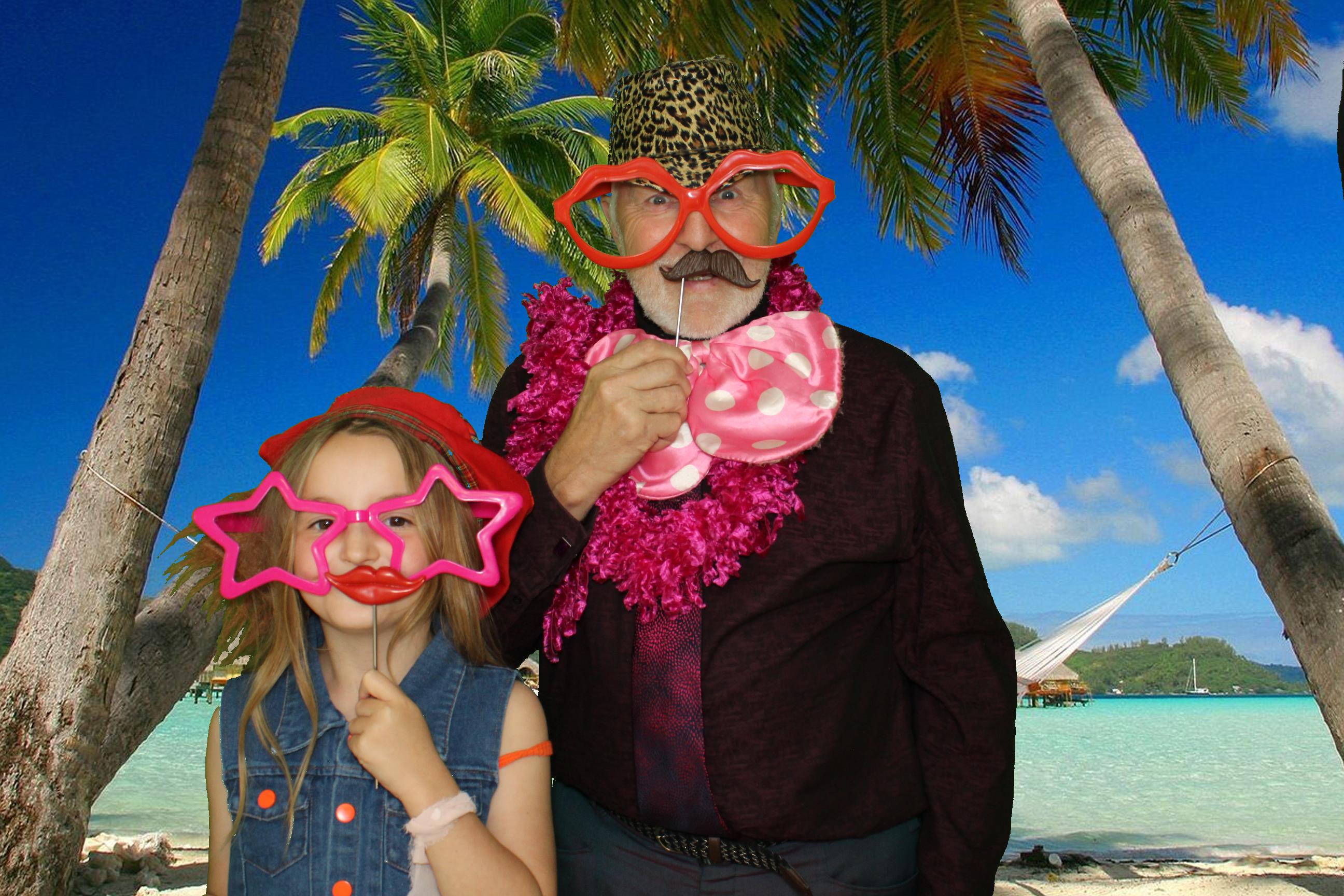 Daisy & Matt's Wedding | View more photos from the event at gallery.omegaphotobooths.co.uk/u/Omega-Photobooths/Daisy-Matts-Wedding