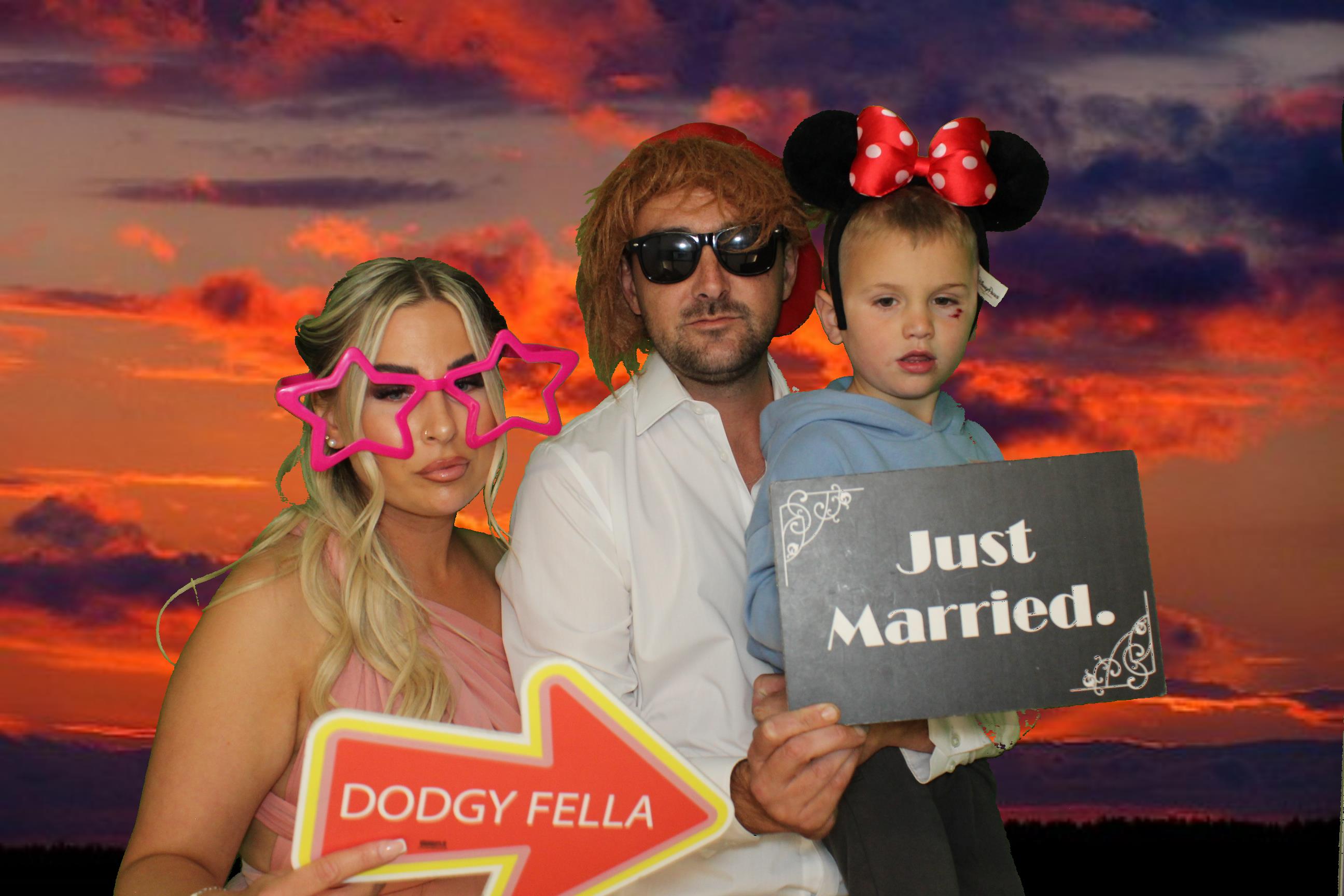 Daisy & Matt's Wedding | View more photos from the event at gallery.omegaphotobooths.co.uk/u/Omega-Photobooths/Daisy-Matts-Wedding