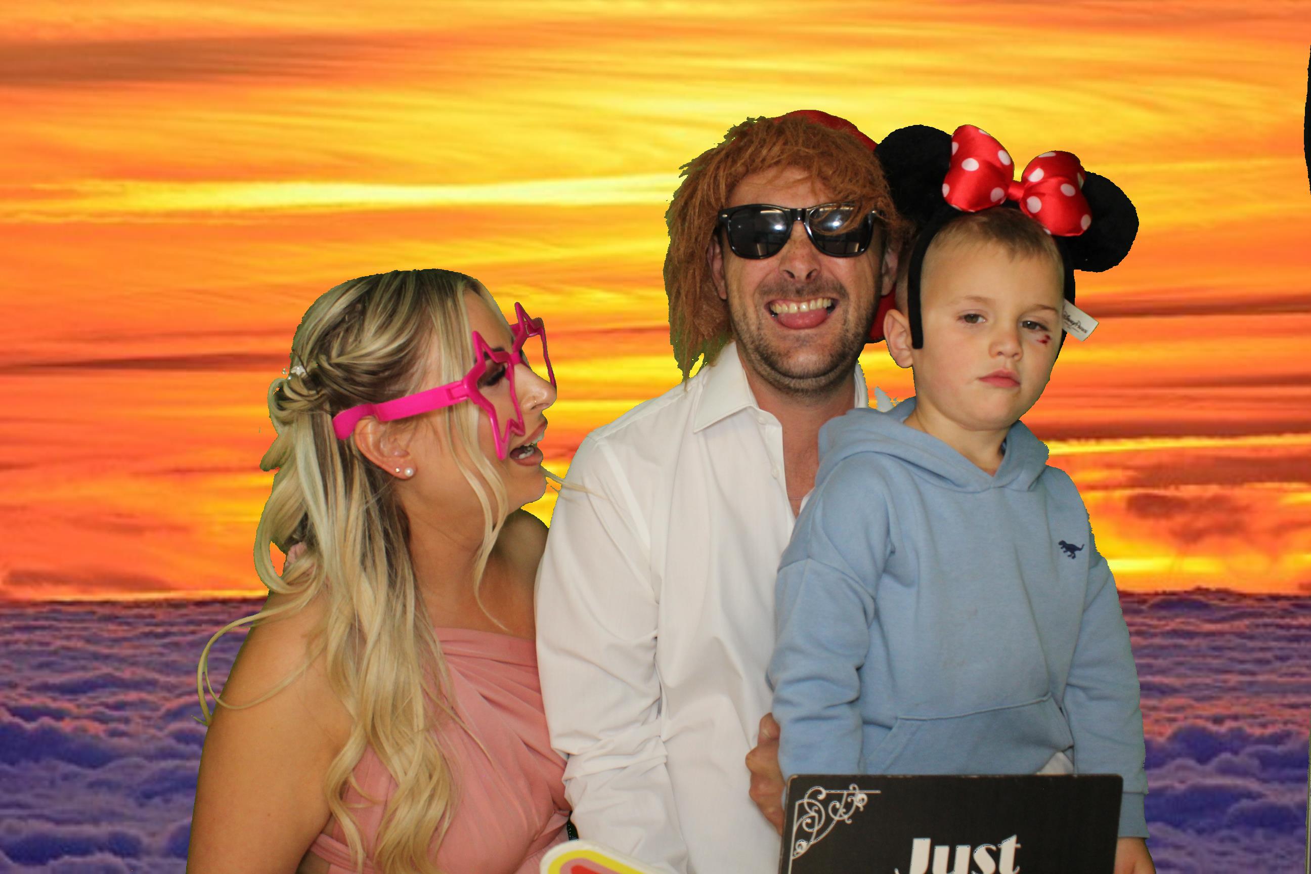 Daisy & Matt's Wedding | View more photos from the event at gallery.omegaphotobooths.co.uk/u/Omega-Photobooths/Daisy-Matts-Wedding