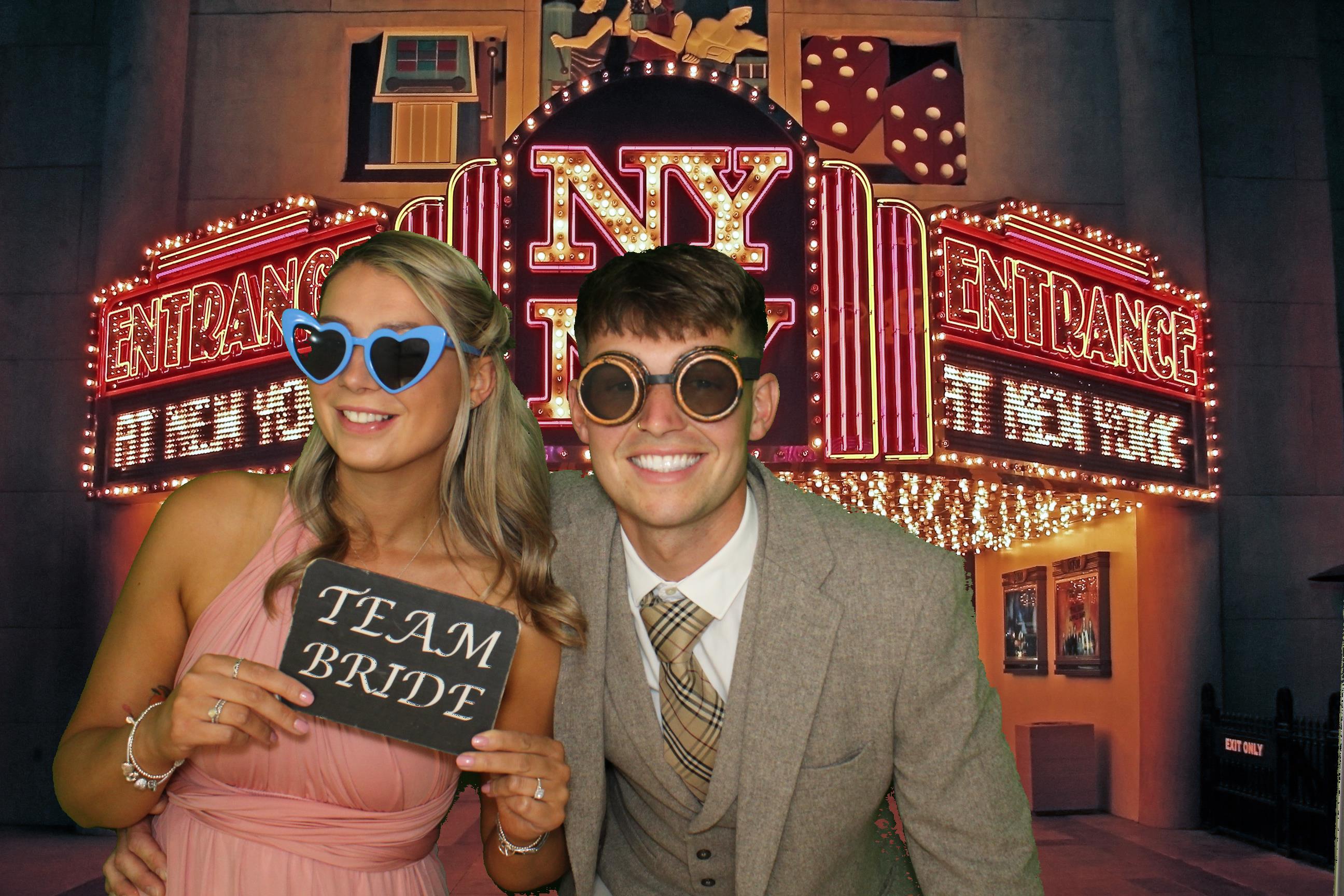 Daisy & Matt's Wedding | View more photos from the event at gallery.omegaphotobooths.co.uk/u/Omega-Photobooths/Daisy-Matts-Wedding
