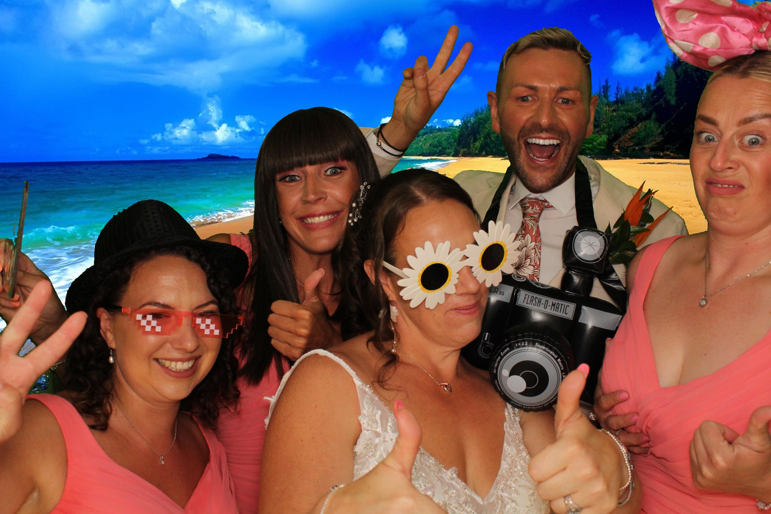 Danny & Laura's Wedding | View more photos from the event at gallery.omegaphotobooths.co.uk/u/Omega-Photobooths/Danny-Lauras-Wedding