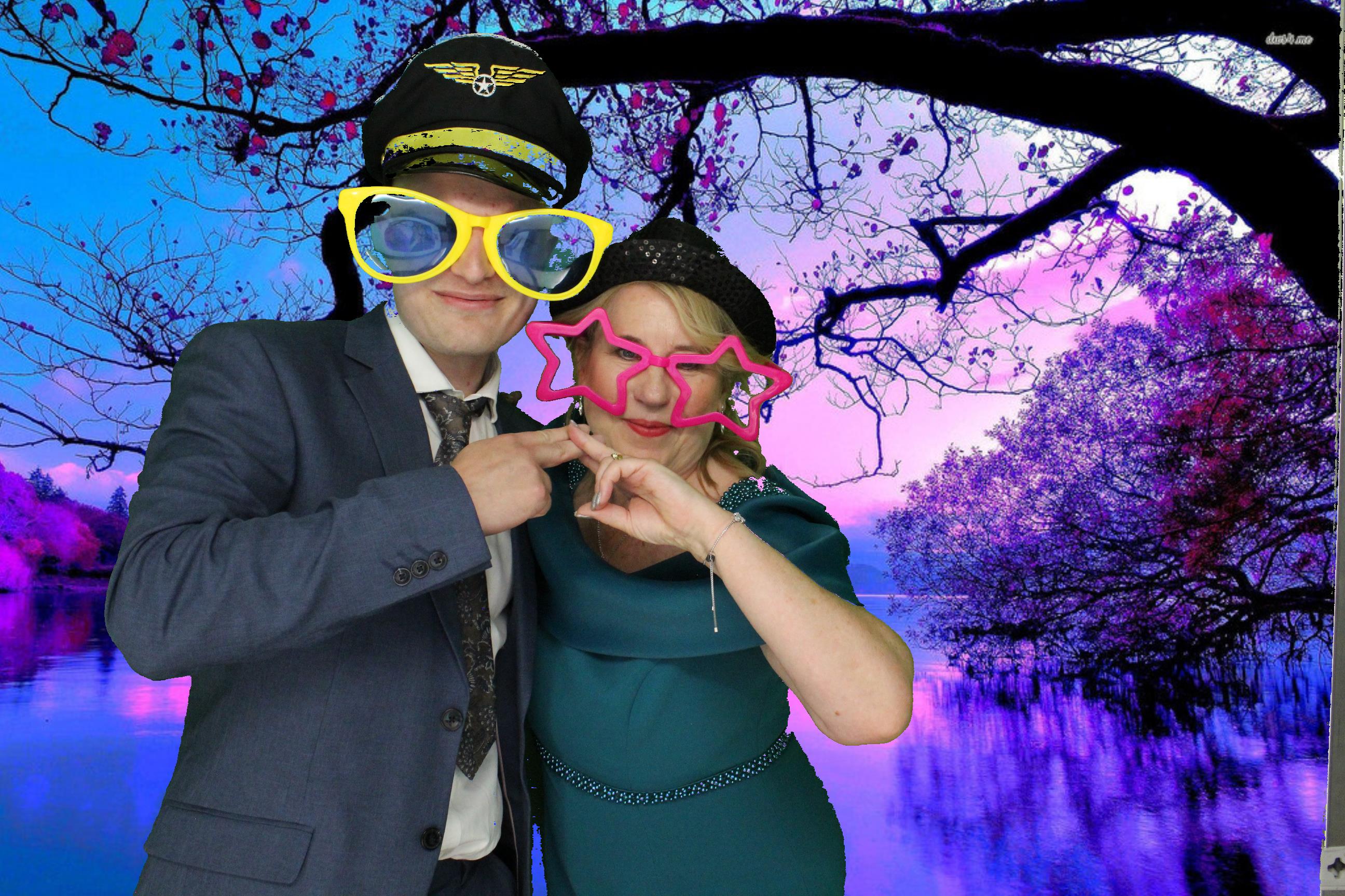 Lauren and Joe's Wedding | View more photos from the event at gallery.omegaphotobooths.co.uk/u/Omega-Photobooths/Lauren-and-Joes-Wedding