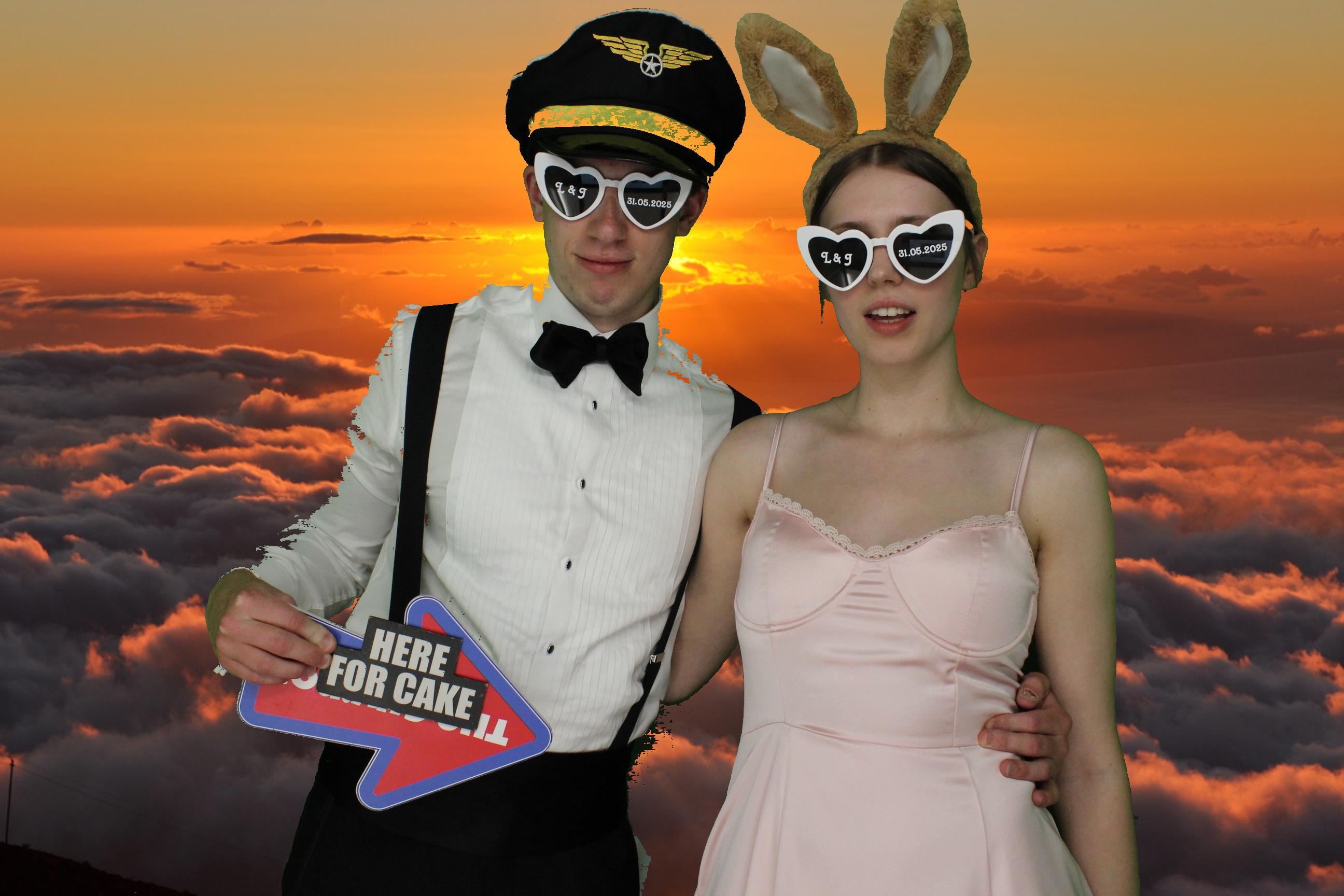 Lauren and Joe's Wedding | View more photos from the event at gallery.omegaphotobooths.co.uk/u/Omega-Photobooths/Lauren-and-Joes-Wedding