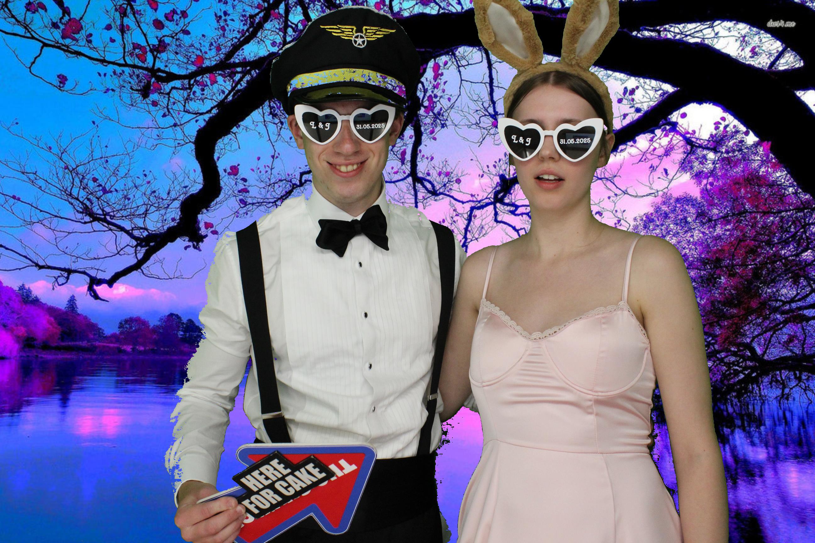 Lauren and Joe's Wedding | View more photos from the event at gallery.omegaphotobooths.co.uk/u/Omega-Photobooths/Lauren-and-Joes-Wedding