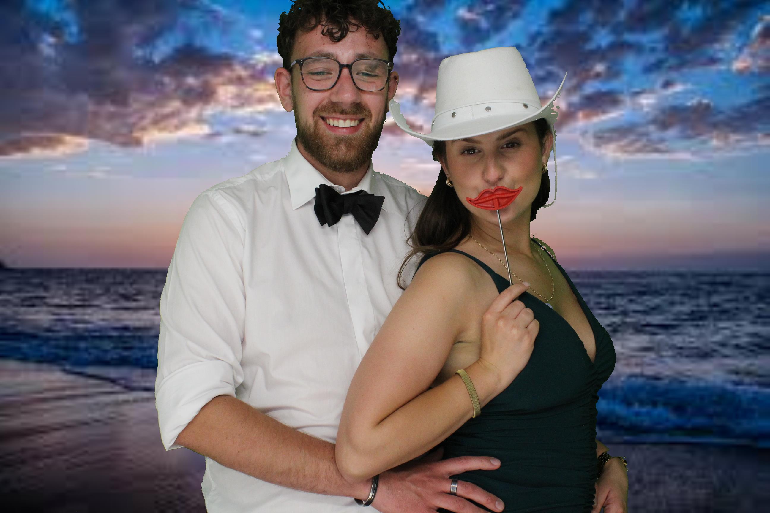 Lauren and Joe's Wedding | View more photos from the event at gallery.omegaphotobooths.co.uk/u/Omega-Photobooths/Lauren-and-Joes-Wedding