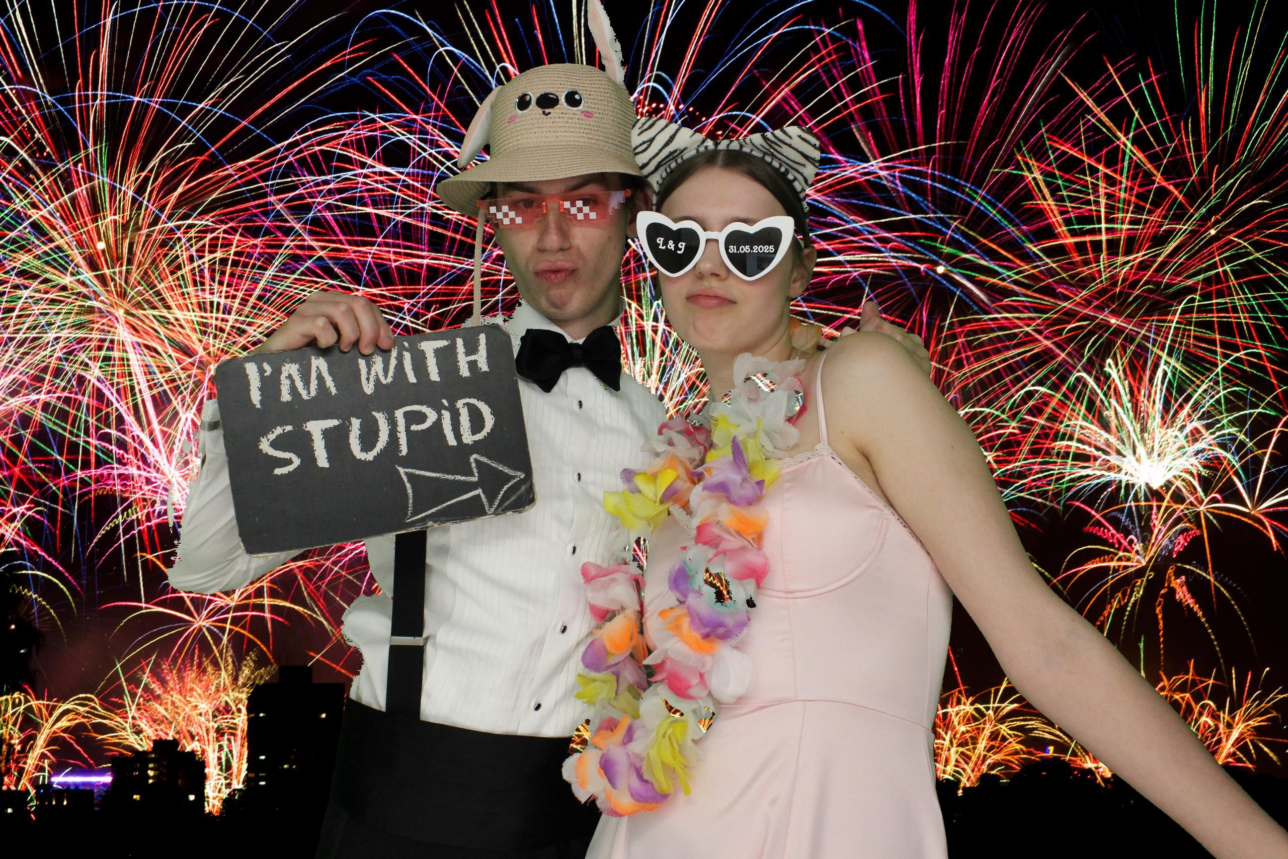 Lauren and Joe's Wedding | View more photos from the event at gallery.omegaphotobooths.co.uk/u/Omega-Photobooths/Lauren-and-Joes-Wedding