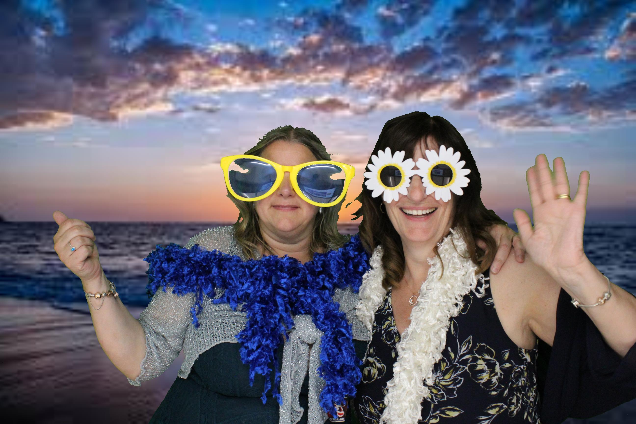 Lauren and Joe's Wedding | View more photos from the event at gallery.omegaphotobooths.co.uk/u/Omega-Photobooths/Lauren-and-Joes-Wedding