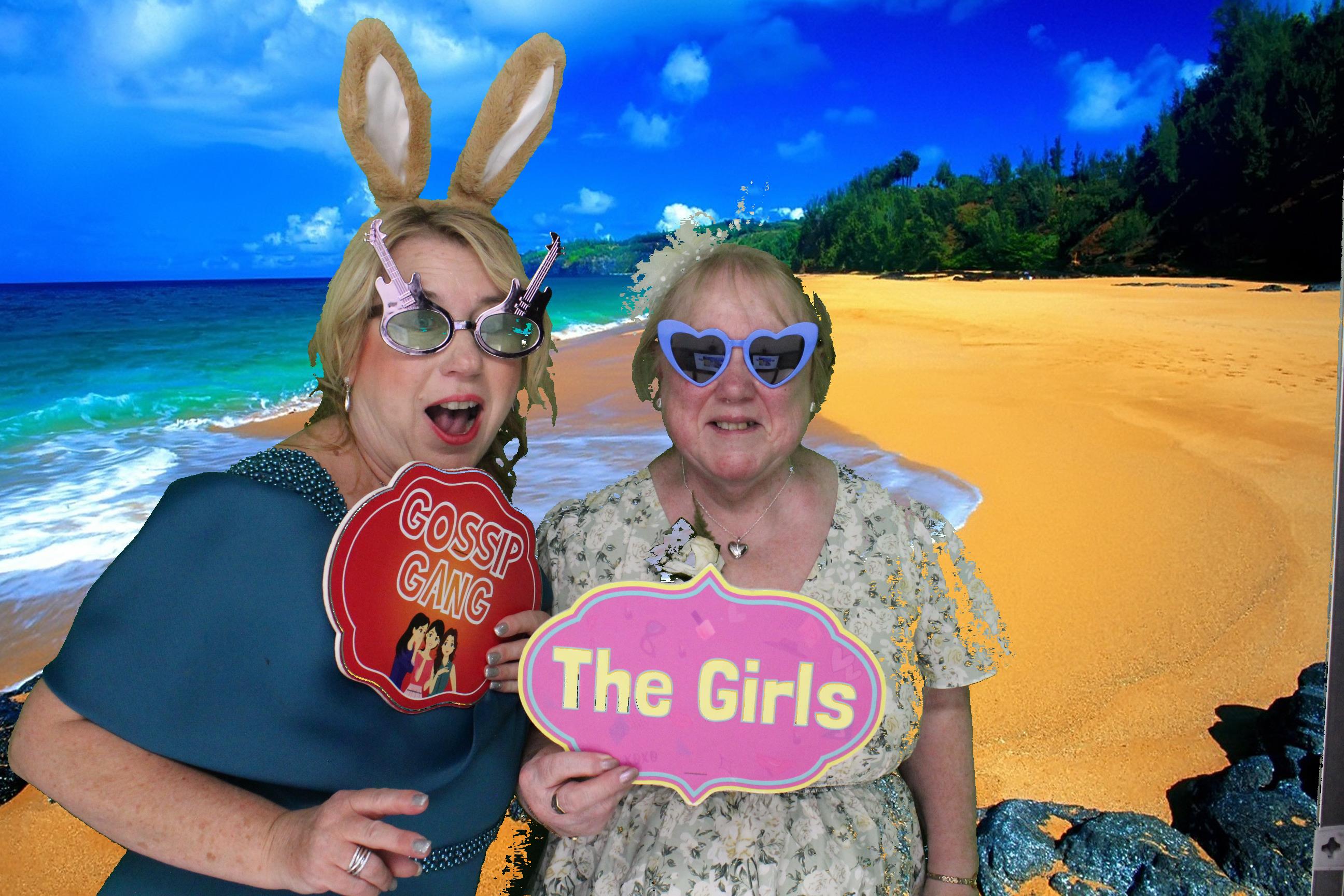 Lauren and Joe's Wedding | View more photos from the event at gallery.omegaphotobooths.co.uk/u/Omega-Photobooths/Lauren-and-Joes-Wedding