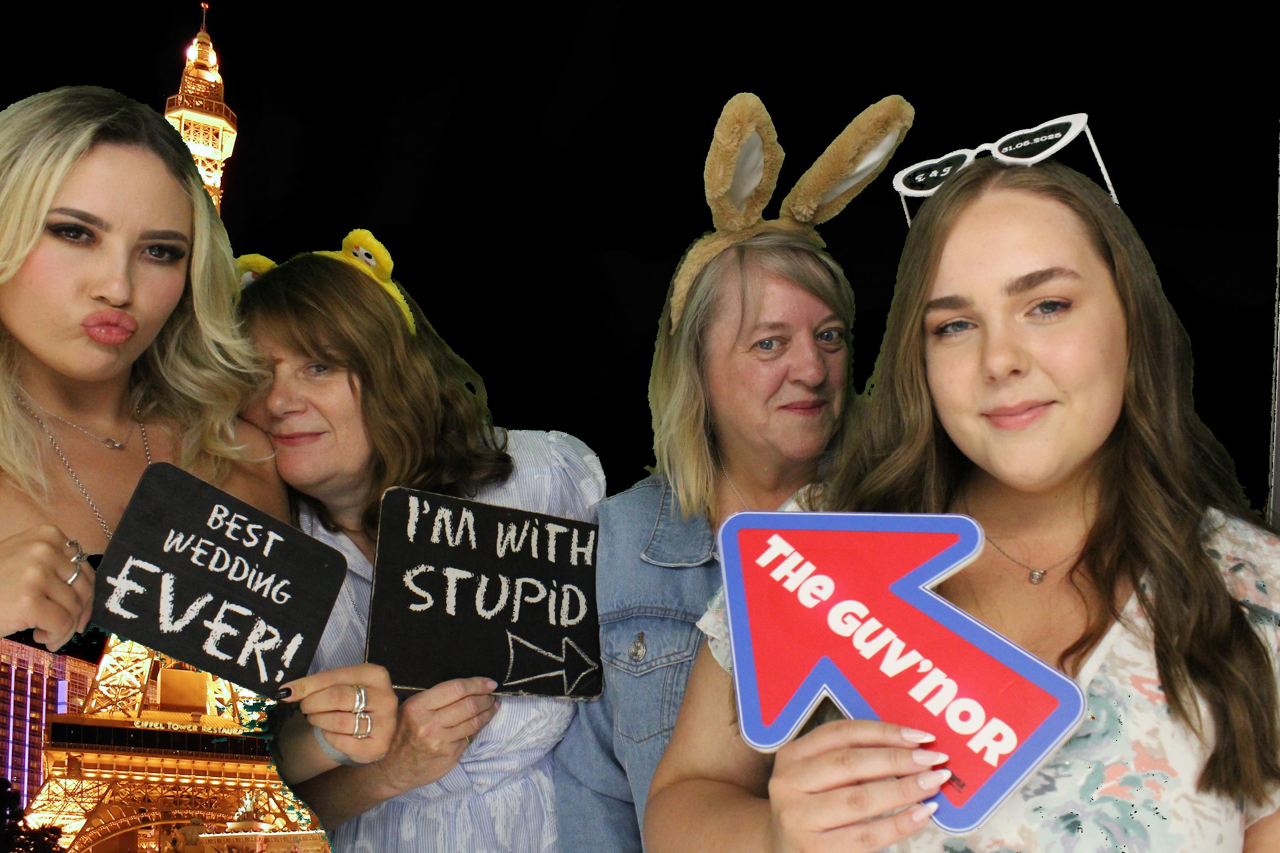 Lauren and Joe's Wedding | View more photos from the event at gallery.omegaphotobooths.co.uk/u/Omega-Photobooths/Lauren-and-Joes-Wedding