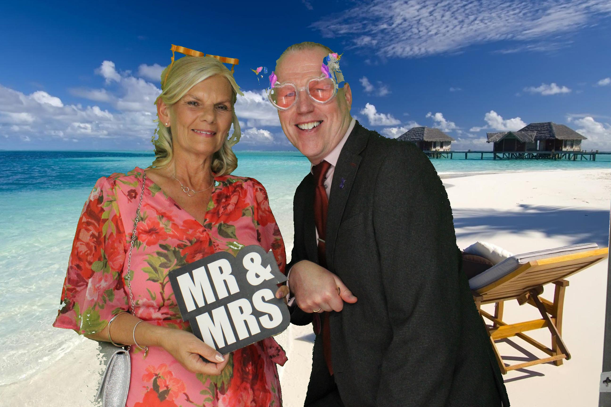 Lauren and Joe's Wedding | View more photos from the event at gallery.omegaphotobooths.co.uk/u/Omega-Photobooths/Lauren-and-Joes-Wedding