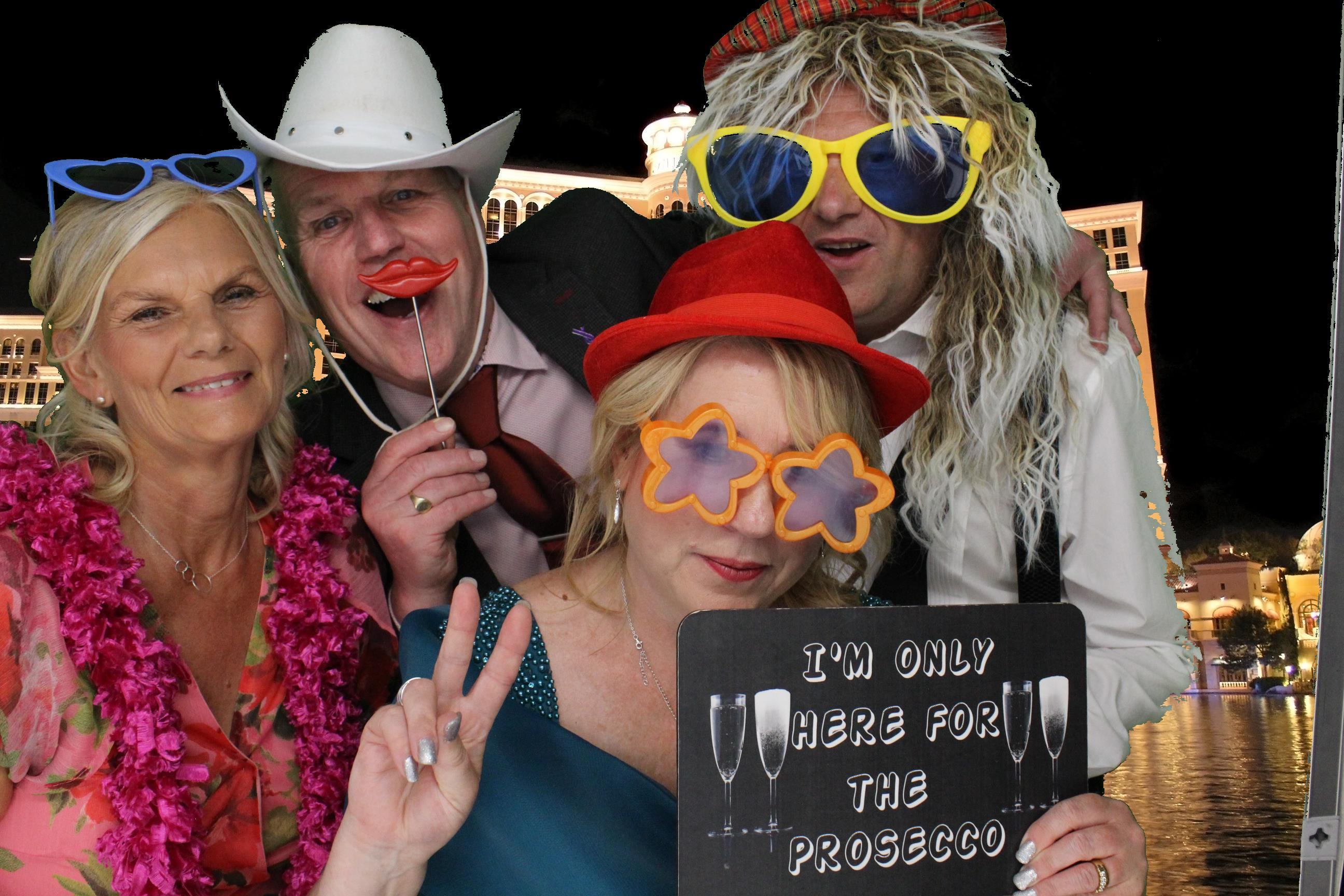 Lauren and Joe's Wedding | View more photos from the event at gallery.omegaphotobooths.co.uk/u/Omega-Photobooths/Lauren-and-Joes-Wedding