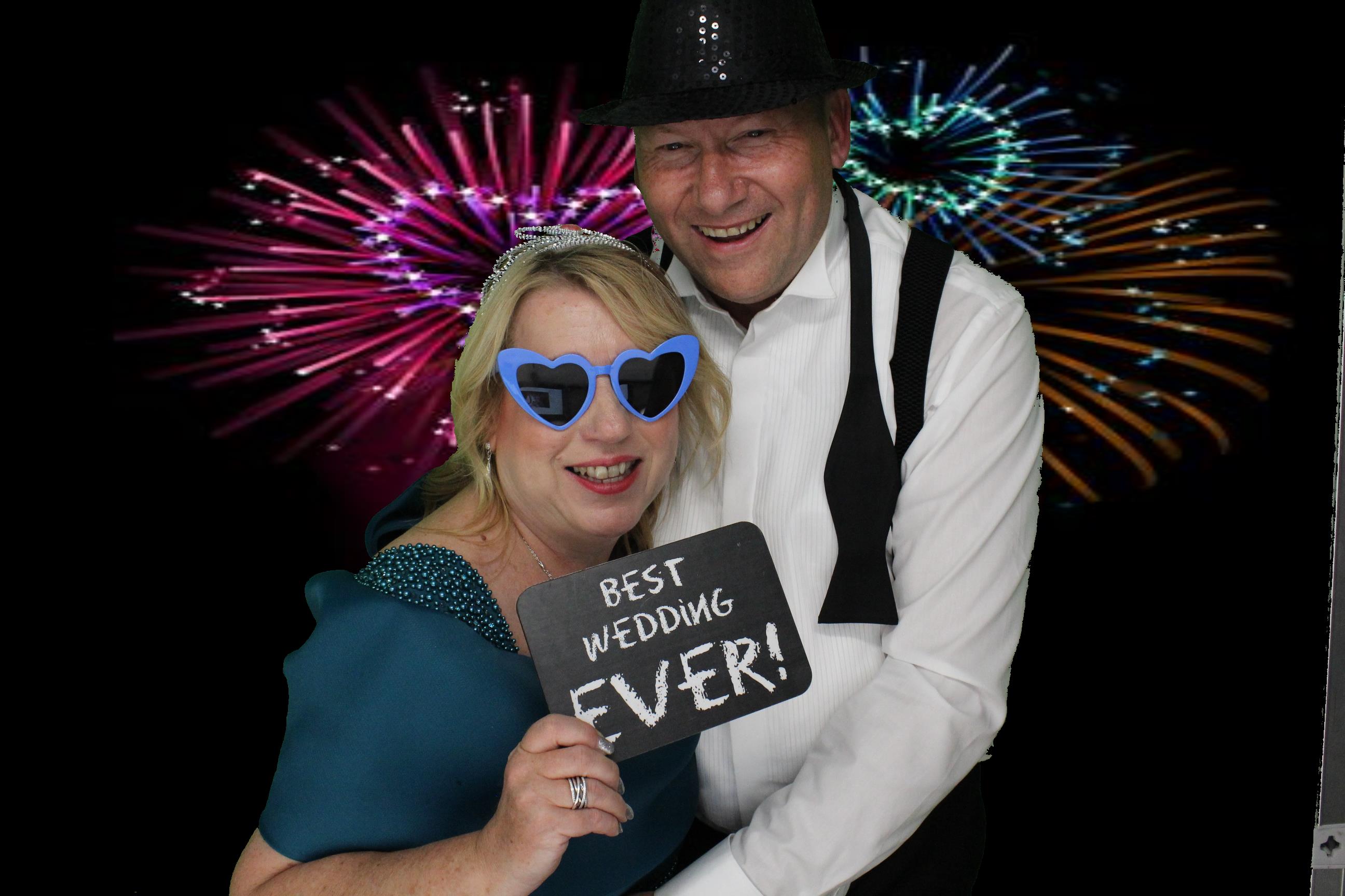 Lauren and Joe's Wedding | View more photos from the event at gallery.omegaphotobooths.co.uk/u/Omega-Photobooths/Lauren-and-Joes-Wedding