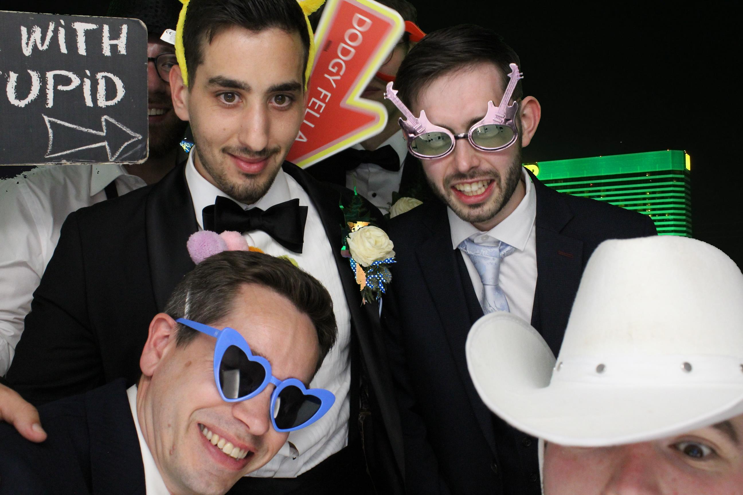 Lauren and Joe's Wedding | View more photos from the event at gallery.omegaphotobooths.co.uk/u/Omega-Photobooths/Lauren-and-Joes-Wedding