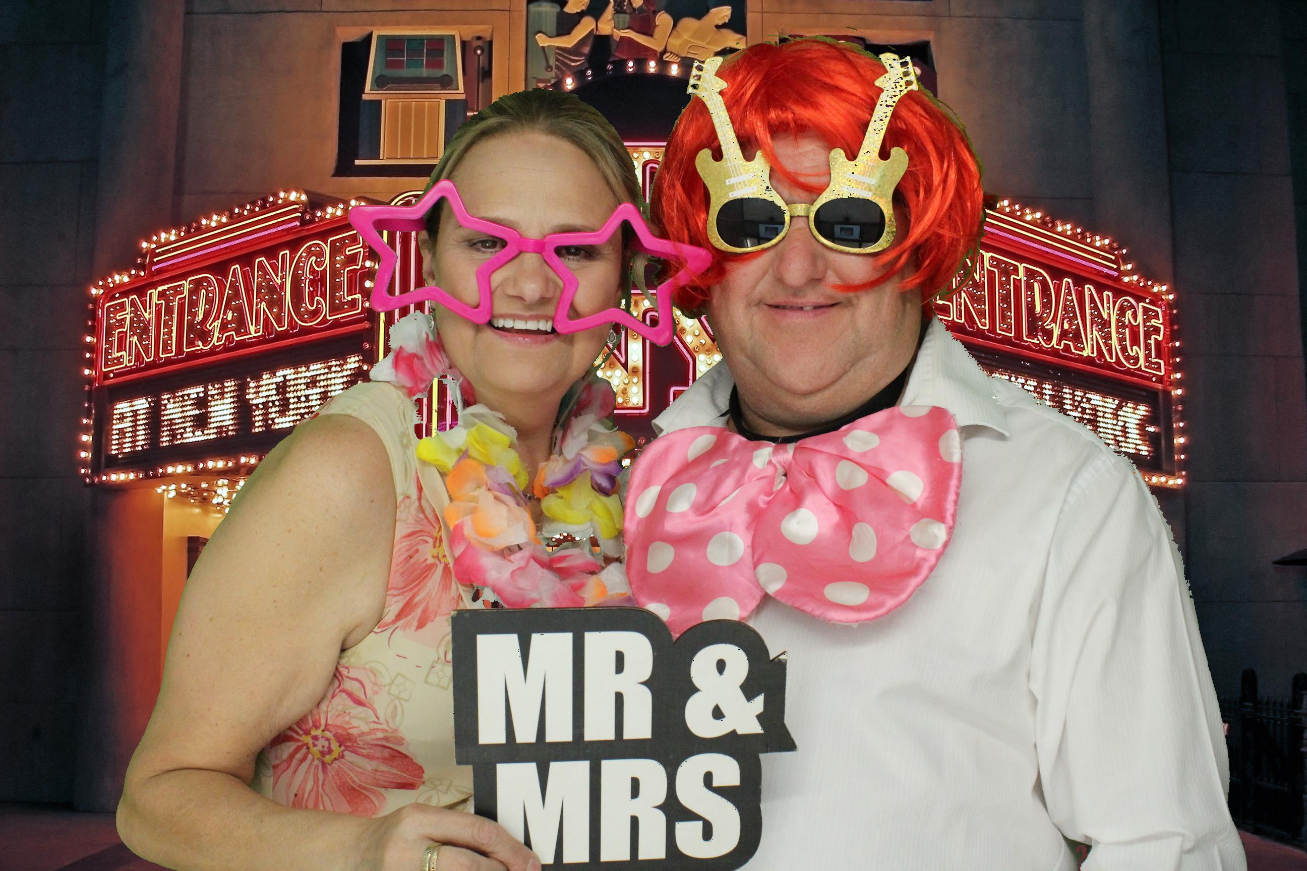 Lauren and Joe's Wedding | View more photos from the event at gallery.omegaphotobooths.co.uk/u/Omega-Photobooths/Lauren-and-Joes-Wedding