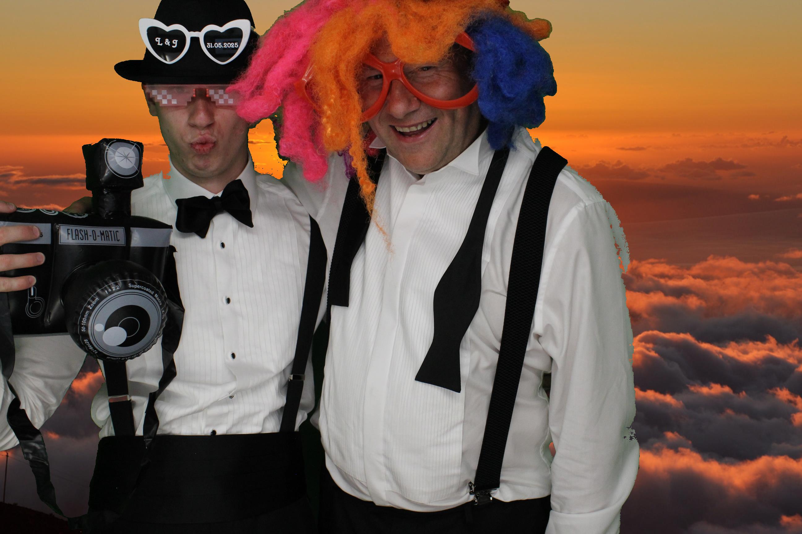 Lauren and Joe's Wedding | View more photos from the event at gallery.omegaphotobooths.co.uk/u/Omega-Photobooths/Lauren-and-Joes-Wedding