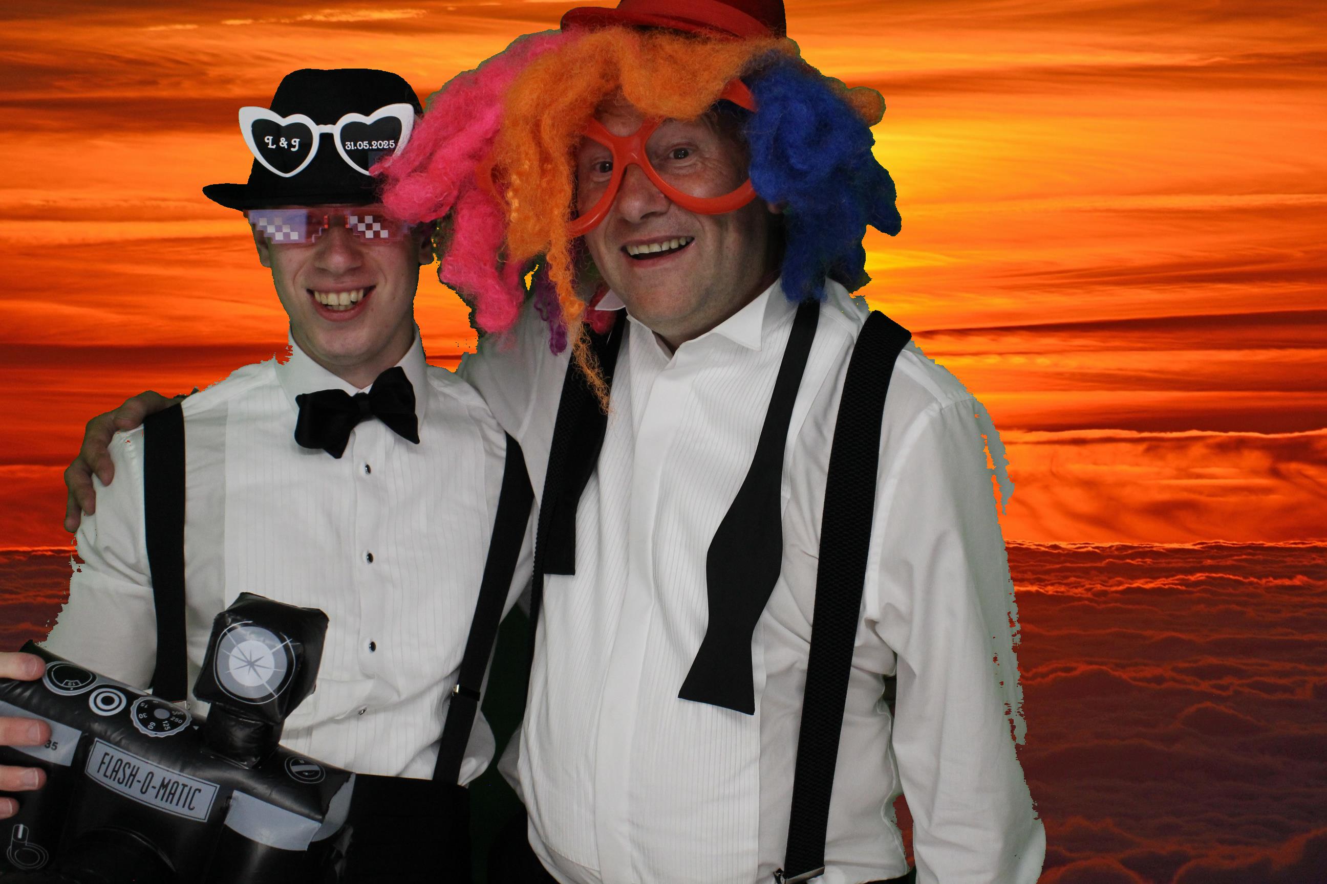 Lauren and Joe's Wedding | View more photos from the event at gallery.omegaphotobooths.co.uk/u/Omega-Photobooths/Lauren-and-Joes-Wedding