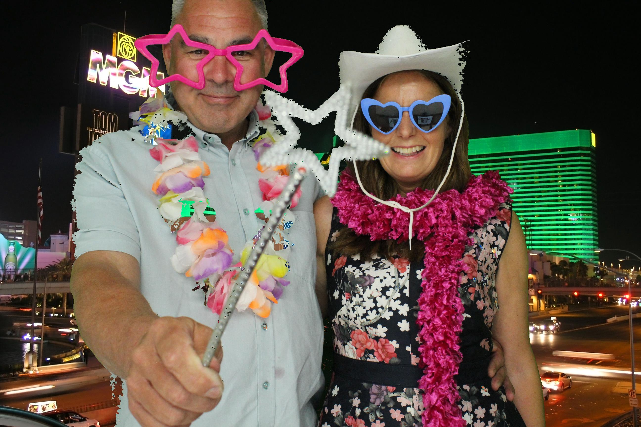 Lauren and Joe's Wedding | View more photos from the event at gallery.omegaphotobooths.co.uk/u/Omega-Photobooths/Lauren-and-Joes-Wedding