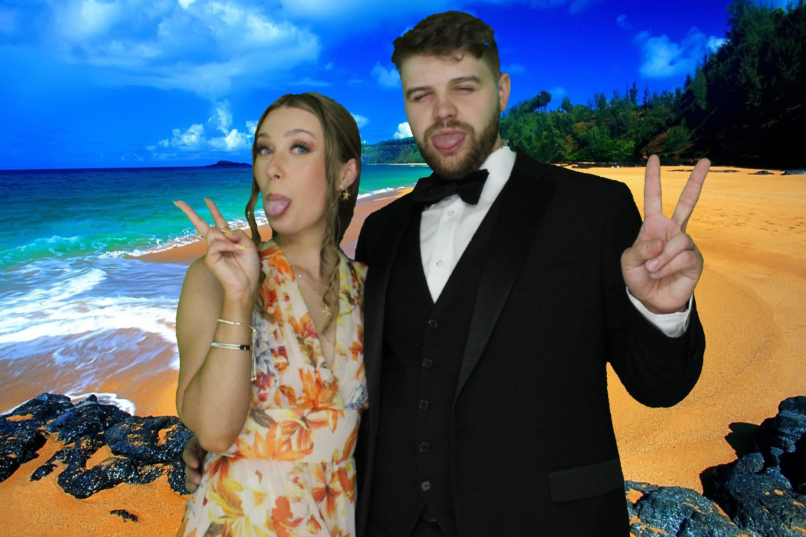 Lauren and Joe's Wedding | View more photos from the event at gallery.omegaphotobooths.co.uk/u/Omega-Photobooths/Lauren-and-Joes-Wedding