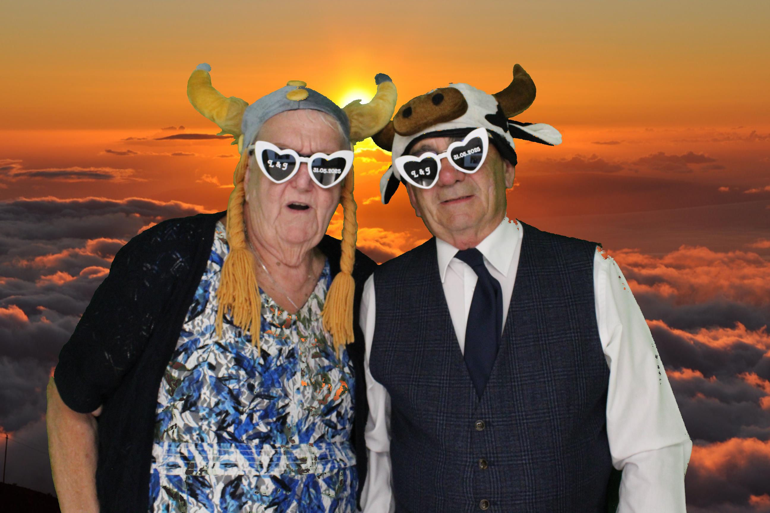 Lauren and Joe's Wedding | View more photos from the event at gallery.omegaphotobooths.co.uk/u/Omega-Photobooths/Lauren-and-Joes-Wedding