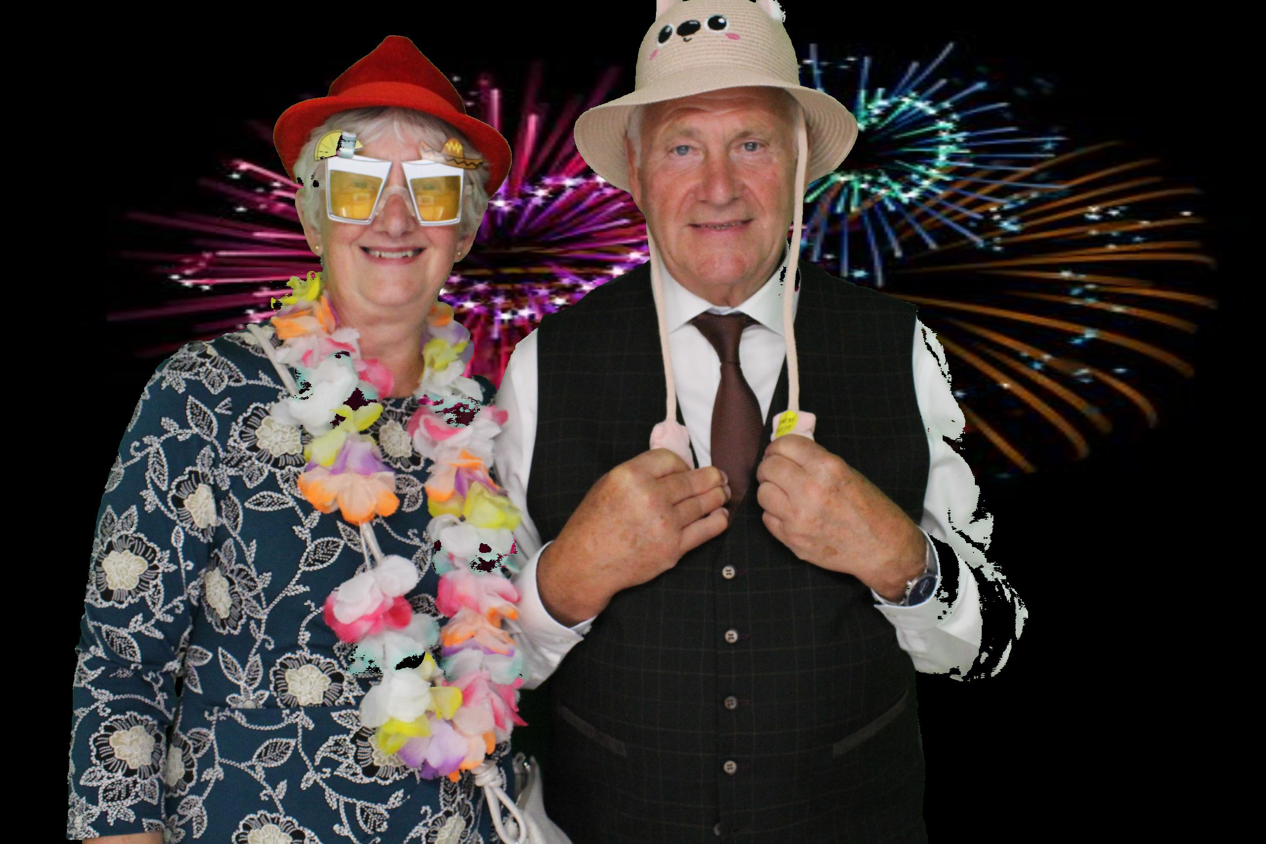 Lauren and Joe's Wedding | View more photos from the event at gallery.omegaphotobooths.co.uk/u/Omega-Photobooths/Lauren-and-Joes-Wedding