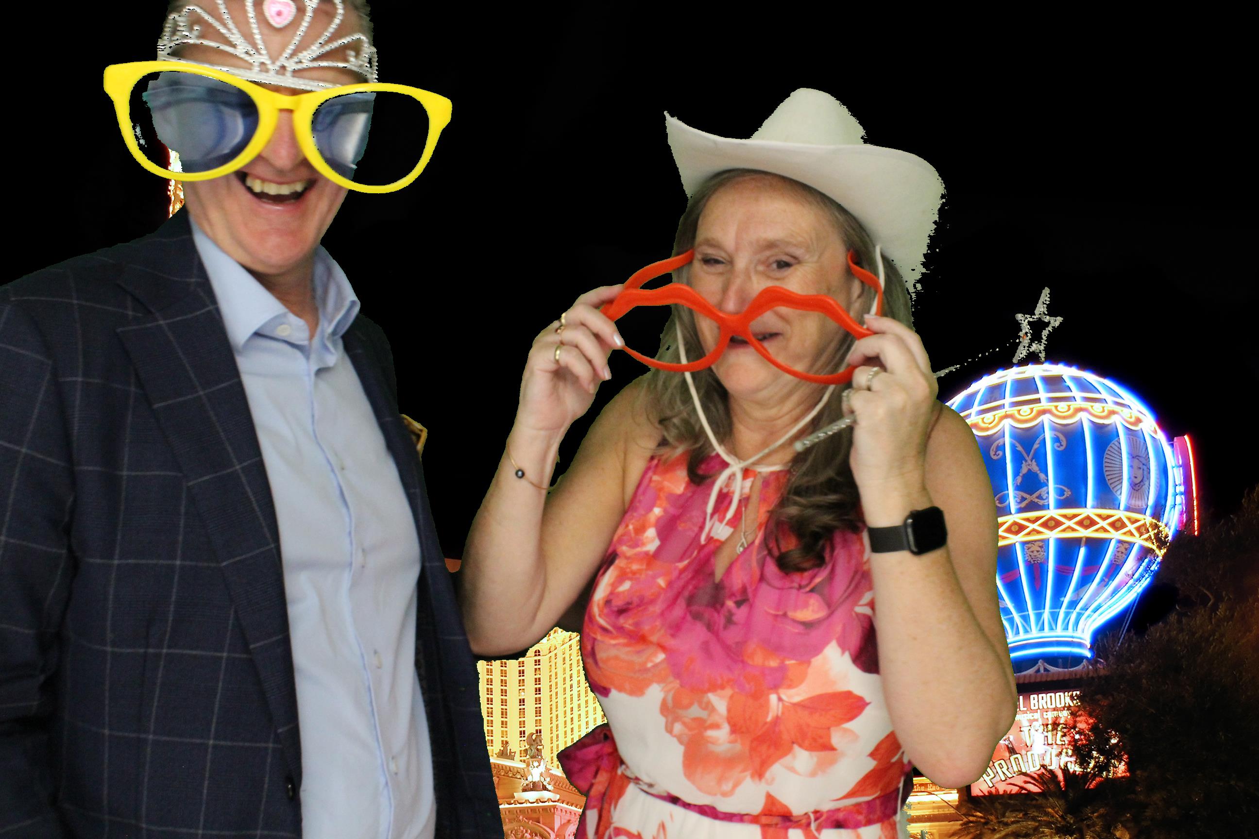 Lauren and Joe's Wedding | View more photos from the event at gallery.omegaphotobooths.co.uk/u/Omega-Photobooths/Lauren-and-Joes-Wedding