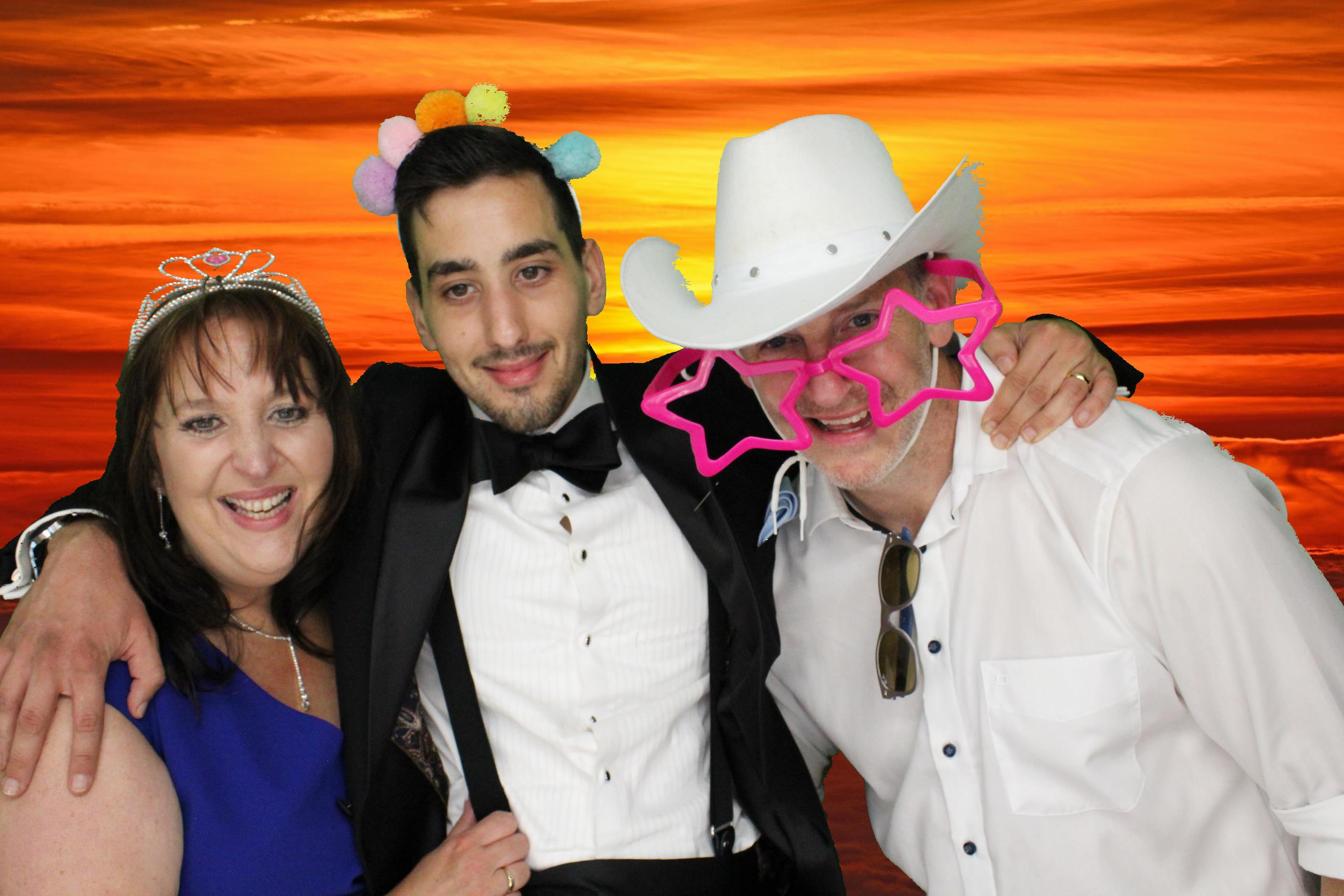 Lauren and Joe's Wedding | View more photos from the event at gallery.omegaphotobooths.co.uk/u/Omega-Photobooths/Lauren-and-Joes-Wedding