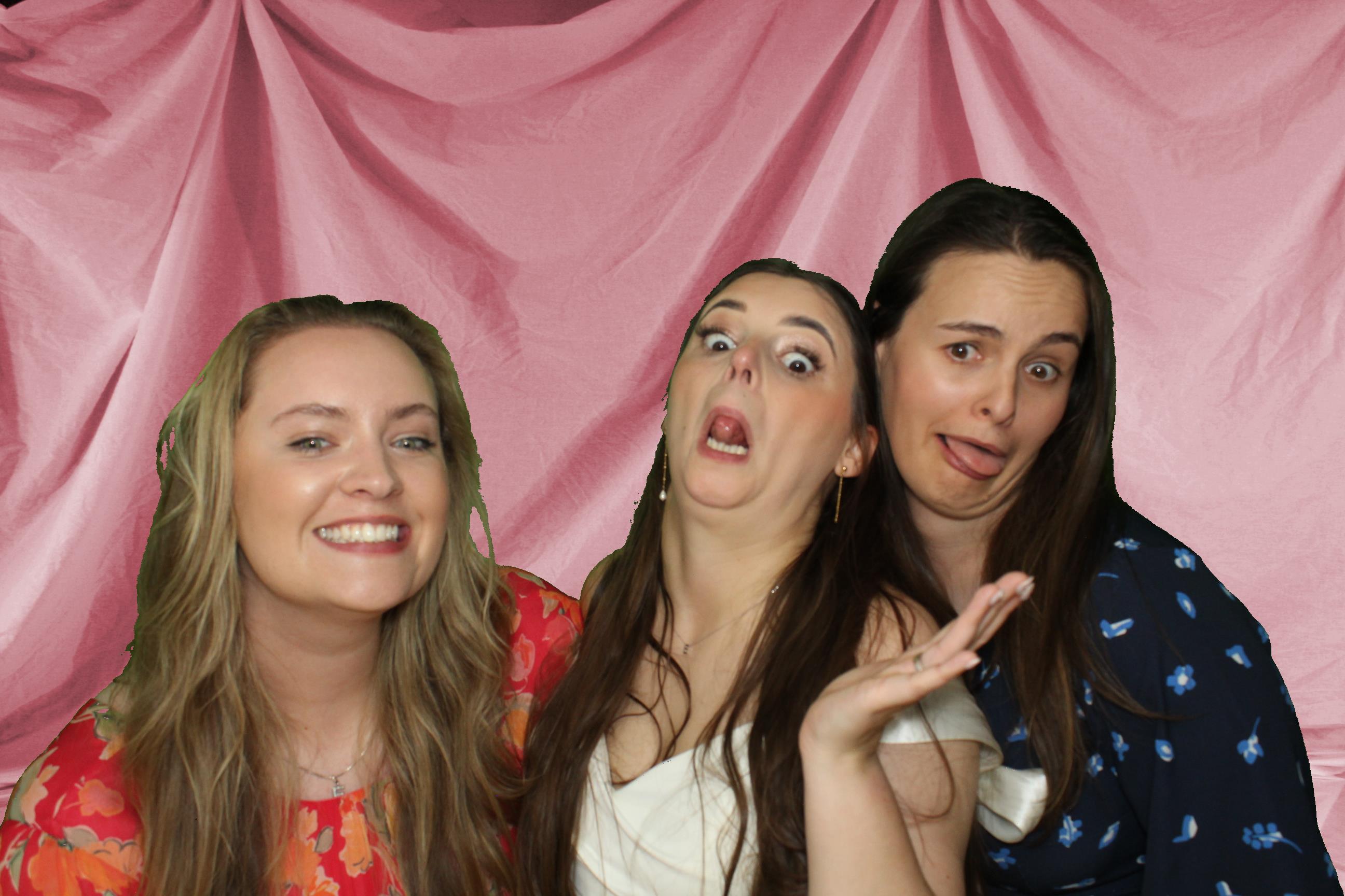 Sam & Ellie | View more photos from the event at gallery.omegaphotobooths.co.uk/u/Omega-Photobooths/Sam-Ellie