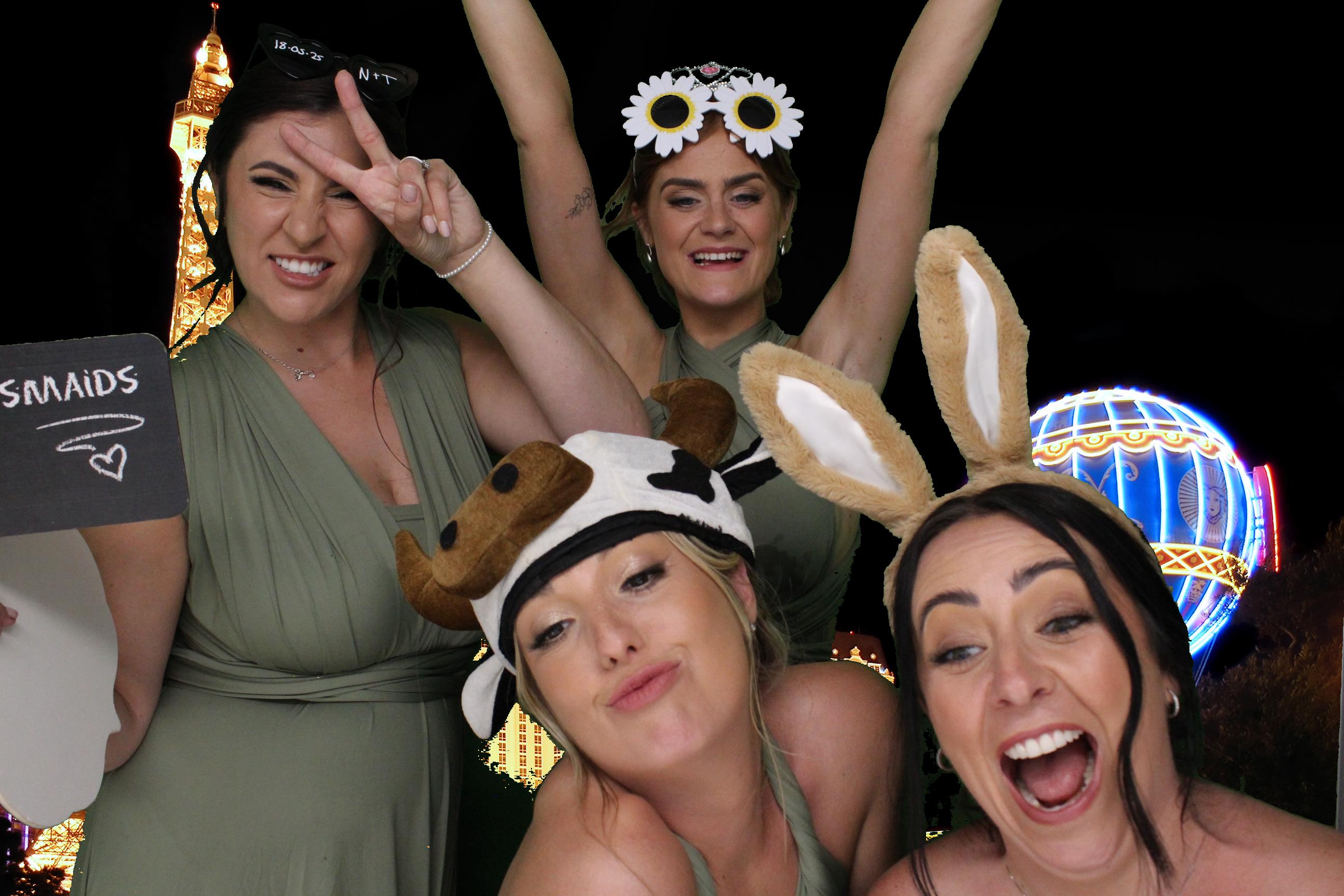 Tom & Natalie's Wedding | View more photos from the event at gallery.omegaphotobooths.co.uk/u/Omega-Photobooths/Tom-Natalies-Wedding