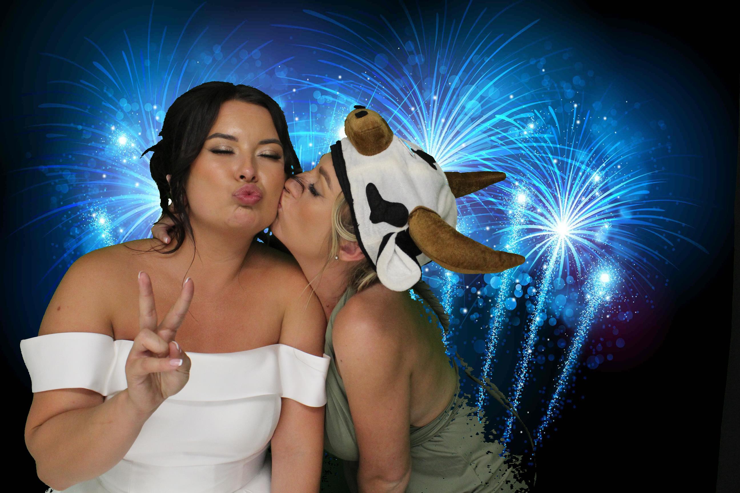 Tom & Natalie's Wedding | View more photos from the event at gallery.omegaphotobooths.co.uk/u/Omega-Photobooths/Tom-Natalies-Wedding