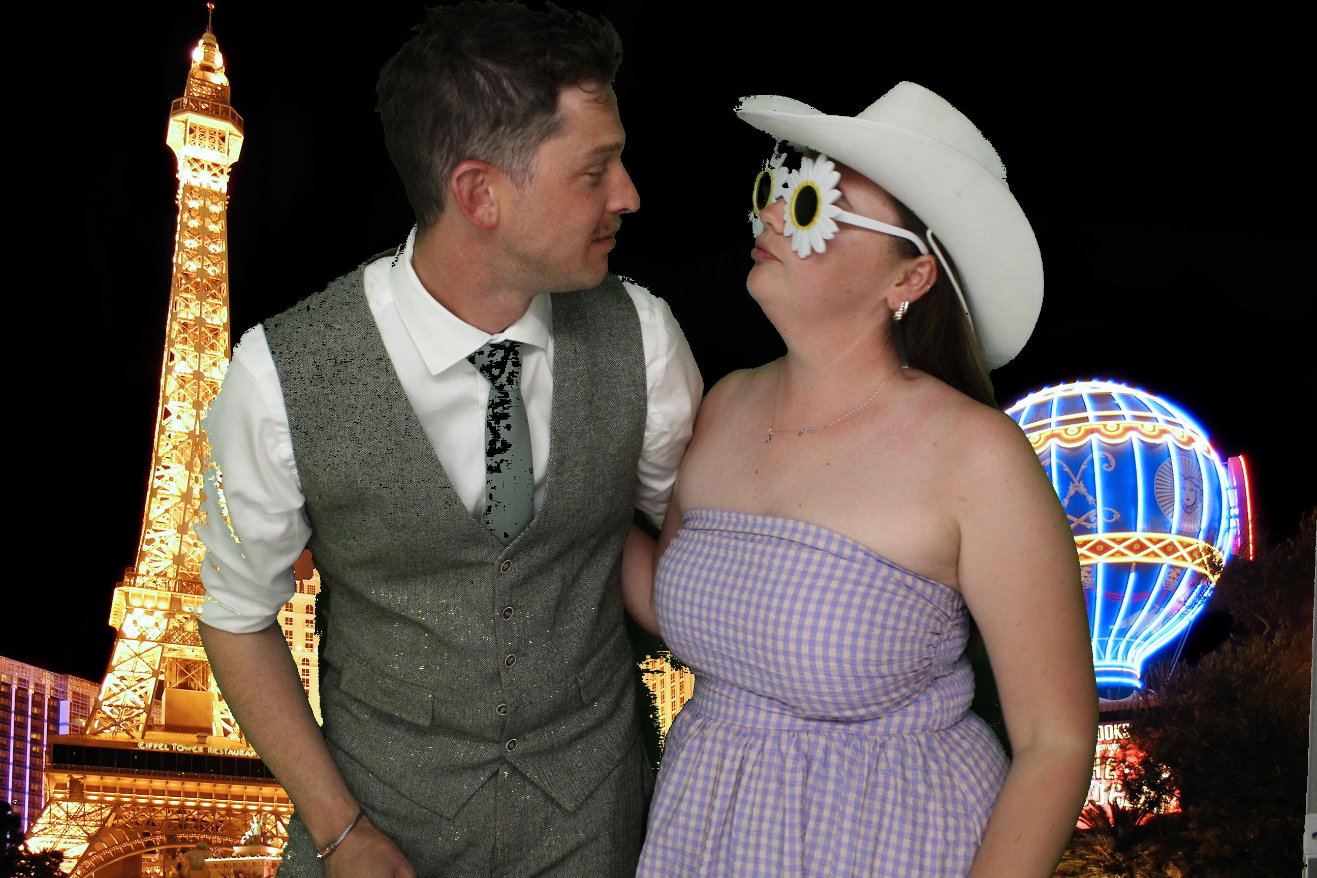 Tom & Natalie's Wedding | View more photos from the event at gallery.omegaphotobooths.co.uk/u/Omega-Photobooths/Tom-Natalies-Wedding