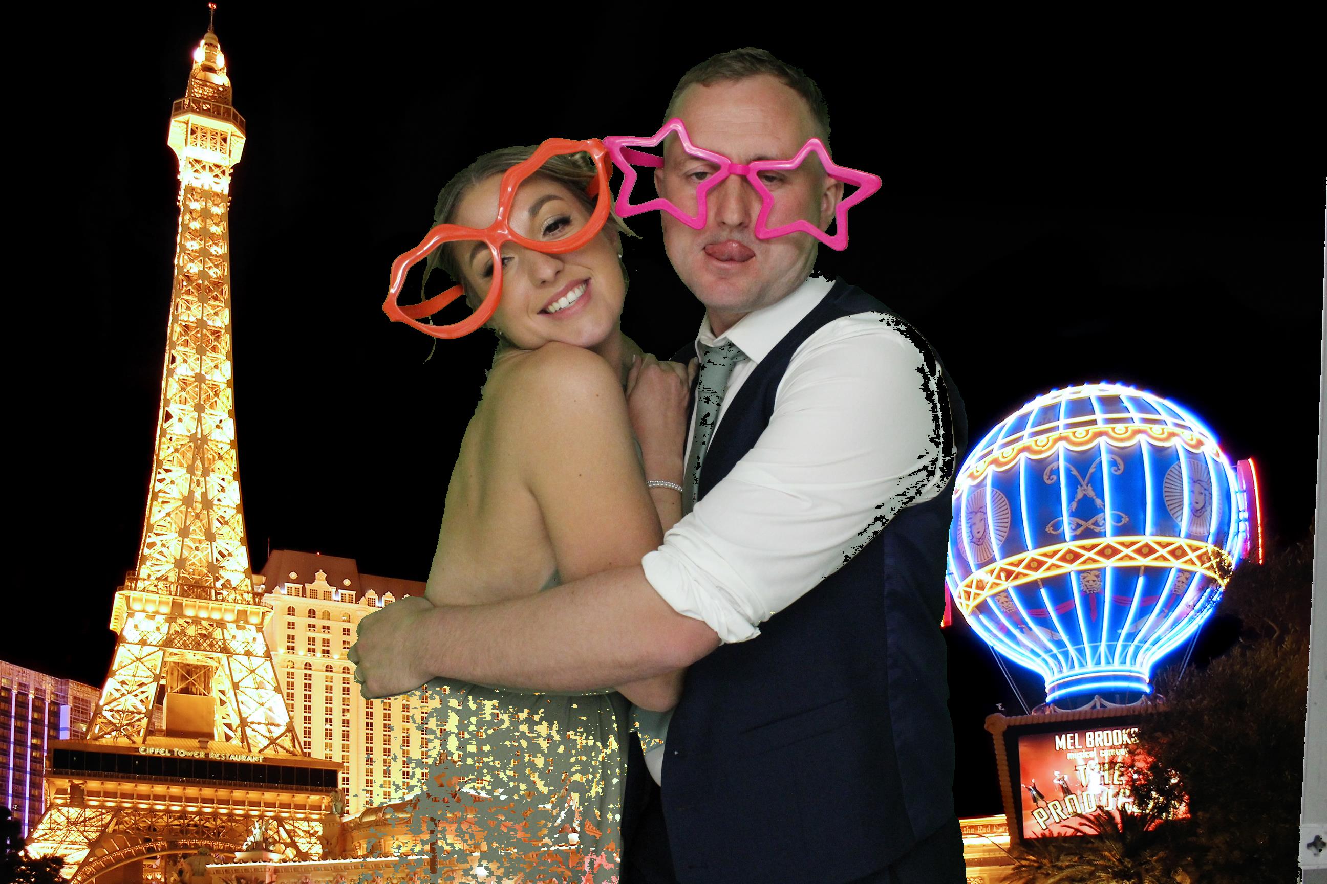 Tom & Natalie's Wedding | View more photos from the event at gallery.omegaphotobooths.co.uk/u/Omega-Photobooths/Tom-Natalies-Wedding