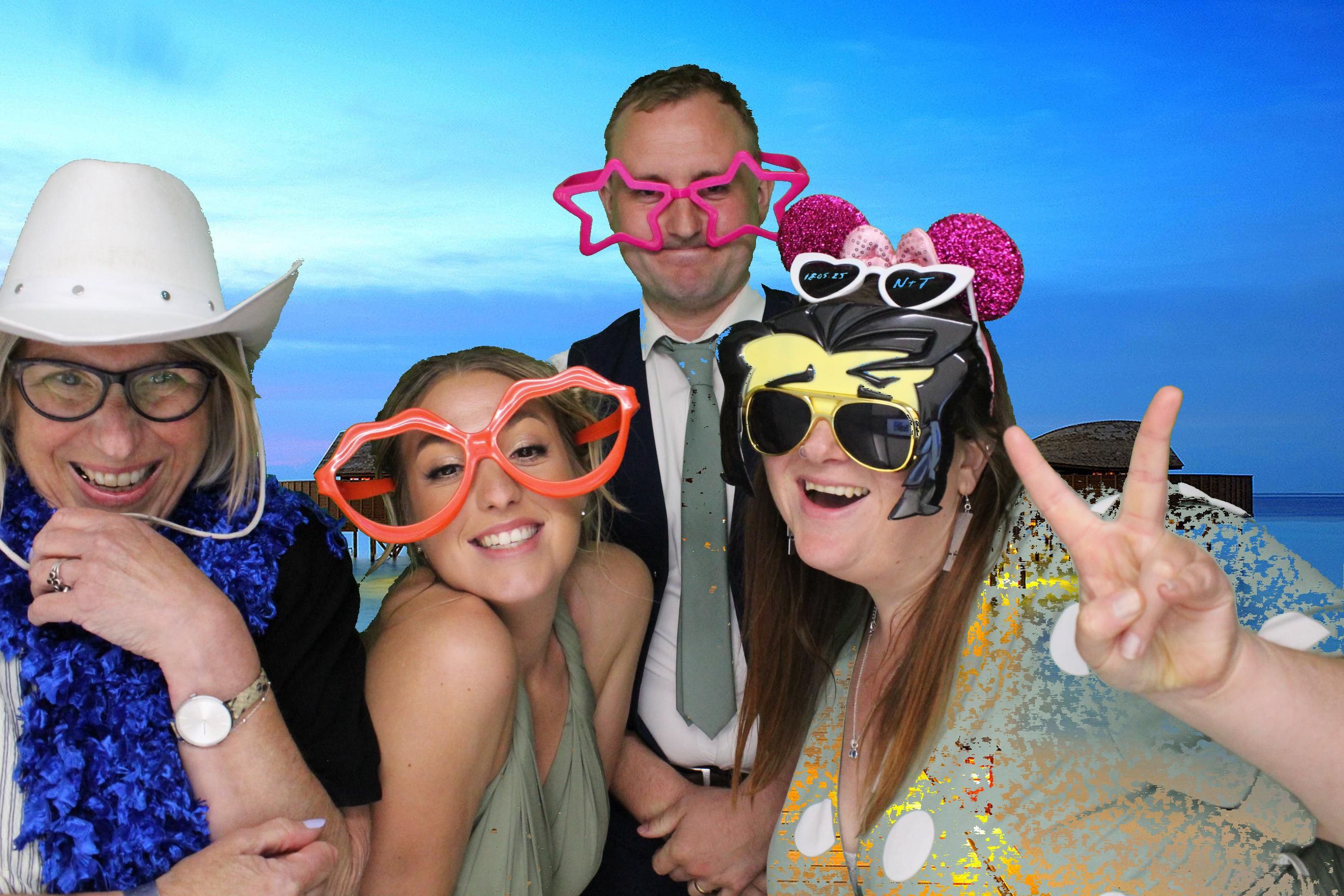 Tom & Natalie's Wedding | View more photos from the event at gallery.omegaphotobooths.co.uk/u/Omega-Photobooths/Tom-Natalies-Wedding