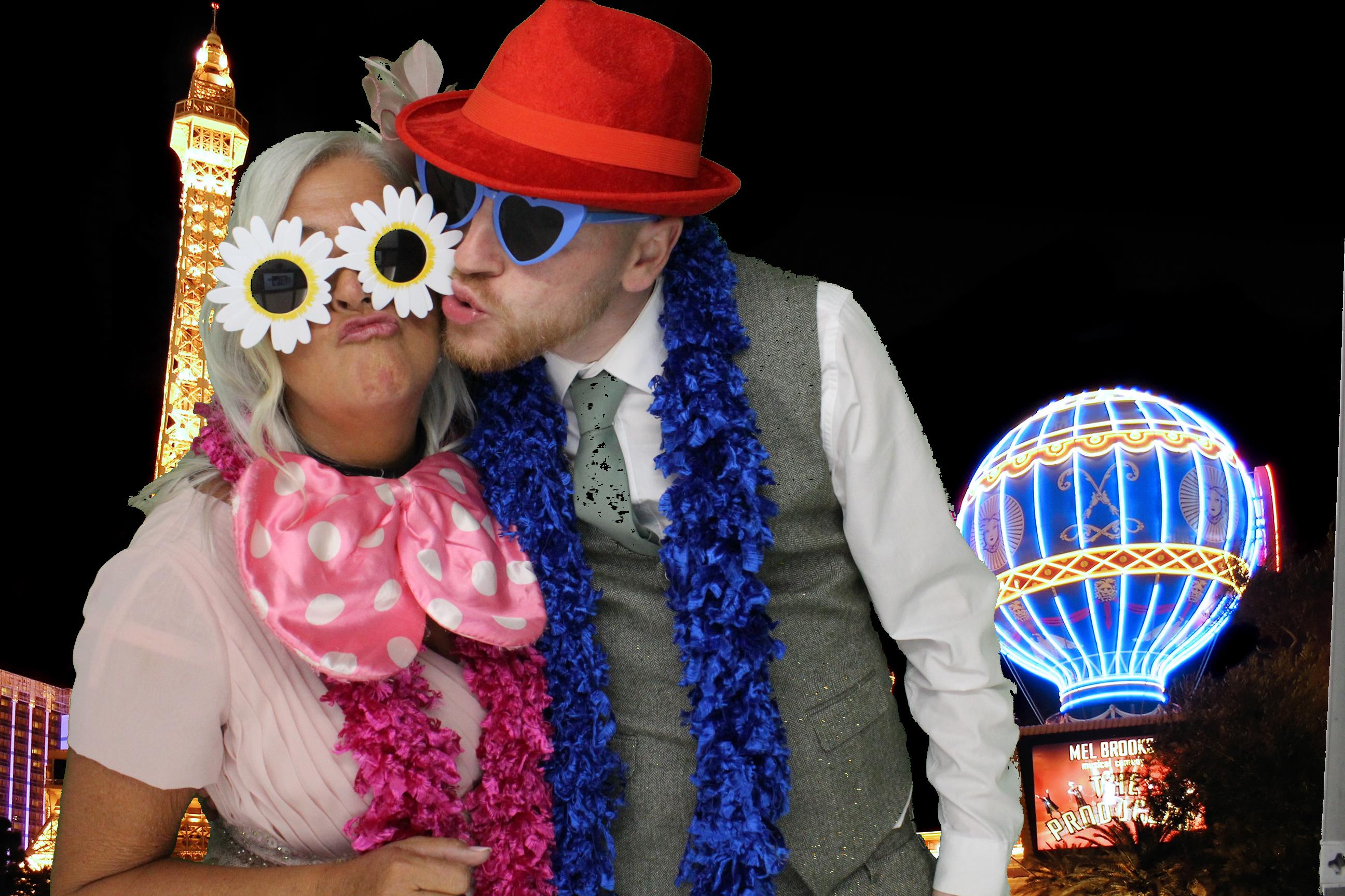 Tom & Natalie's Wedding | View more photos from the event at gallery.omegaphotobooths.co.uk/u/Omega-Photobooths/Tom-Natalies-Wedding