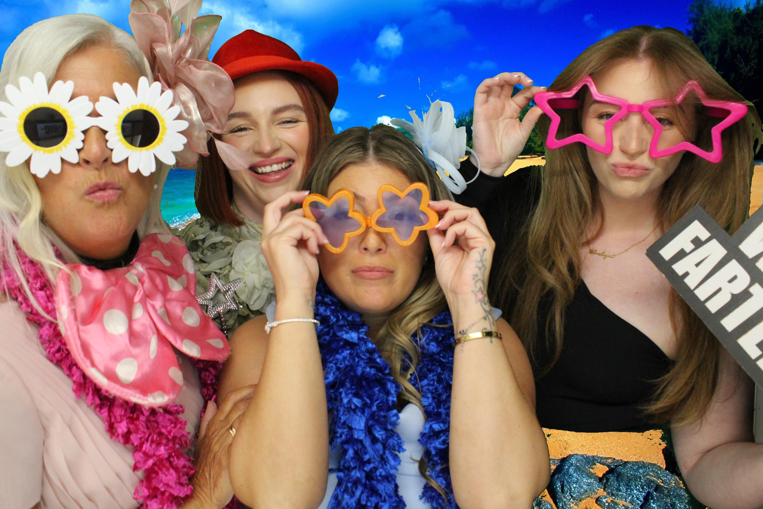 Tom & Natalie's Wedding | View more photos from the event at gallery.omegaphotobooths.co.uk/u/Omega-Photobooths/Tom-Natalies-Wedding