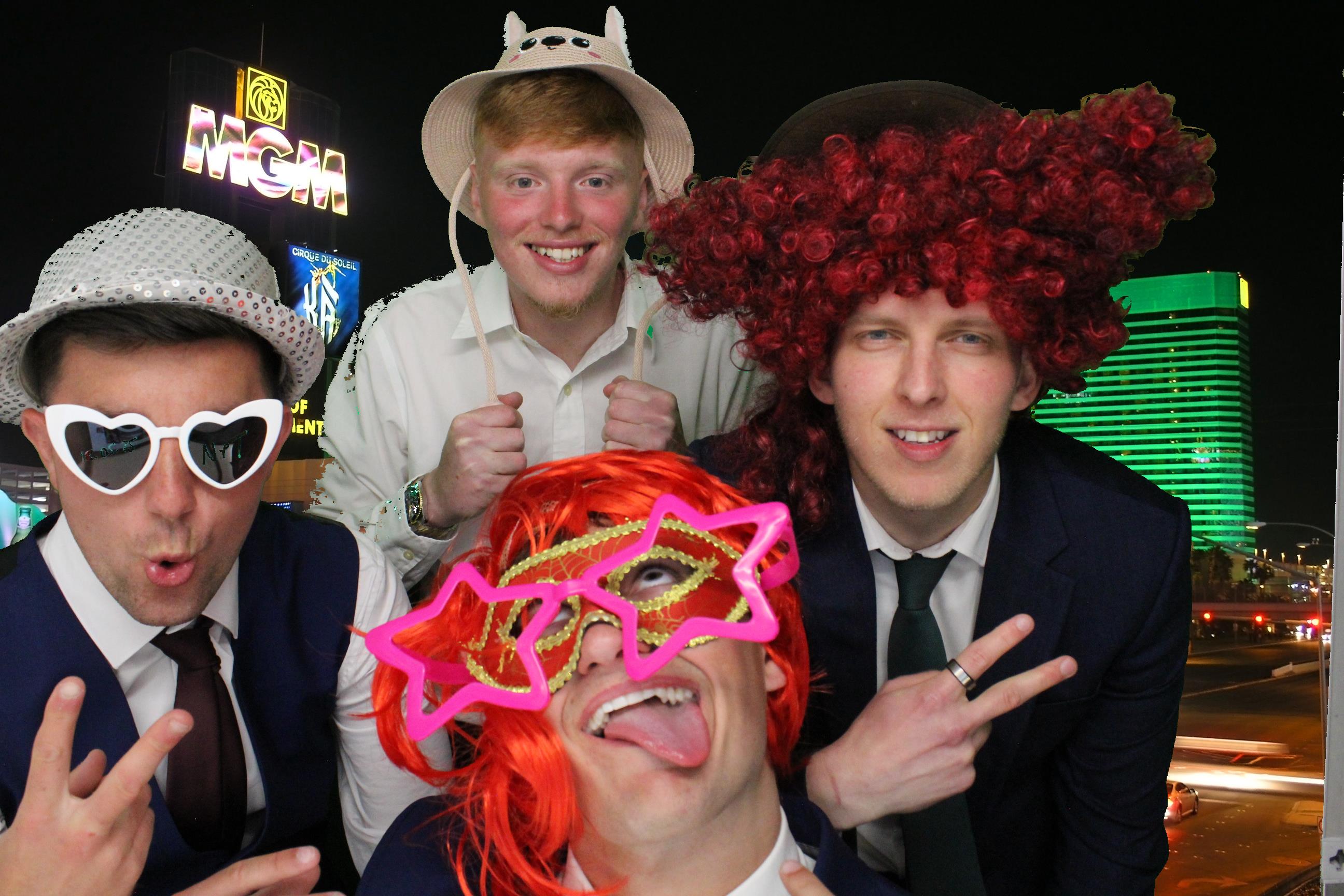 Tom & Natalie's Wedding | View more photos from the event at gallery.omegaphotobooths.co.uk/u/Omega-Photobooths/Tom-Natalies-Wedding
