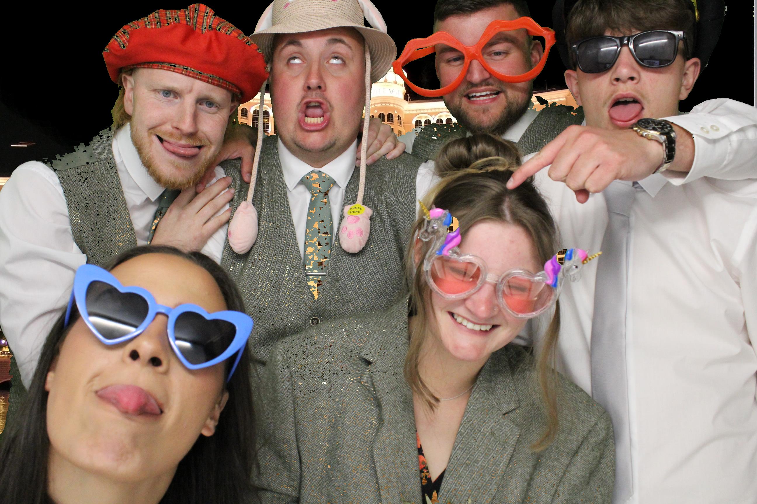 Tom & Natalie's Wedding | View more photos from the event at gallery.omegaphotobooths.co.uk/u/Omega-Photobooths/Tom-Natalies-Wedding