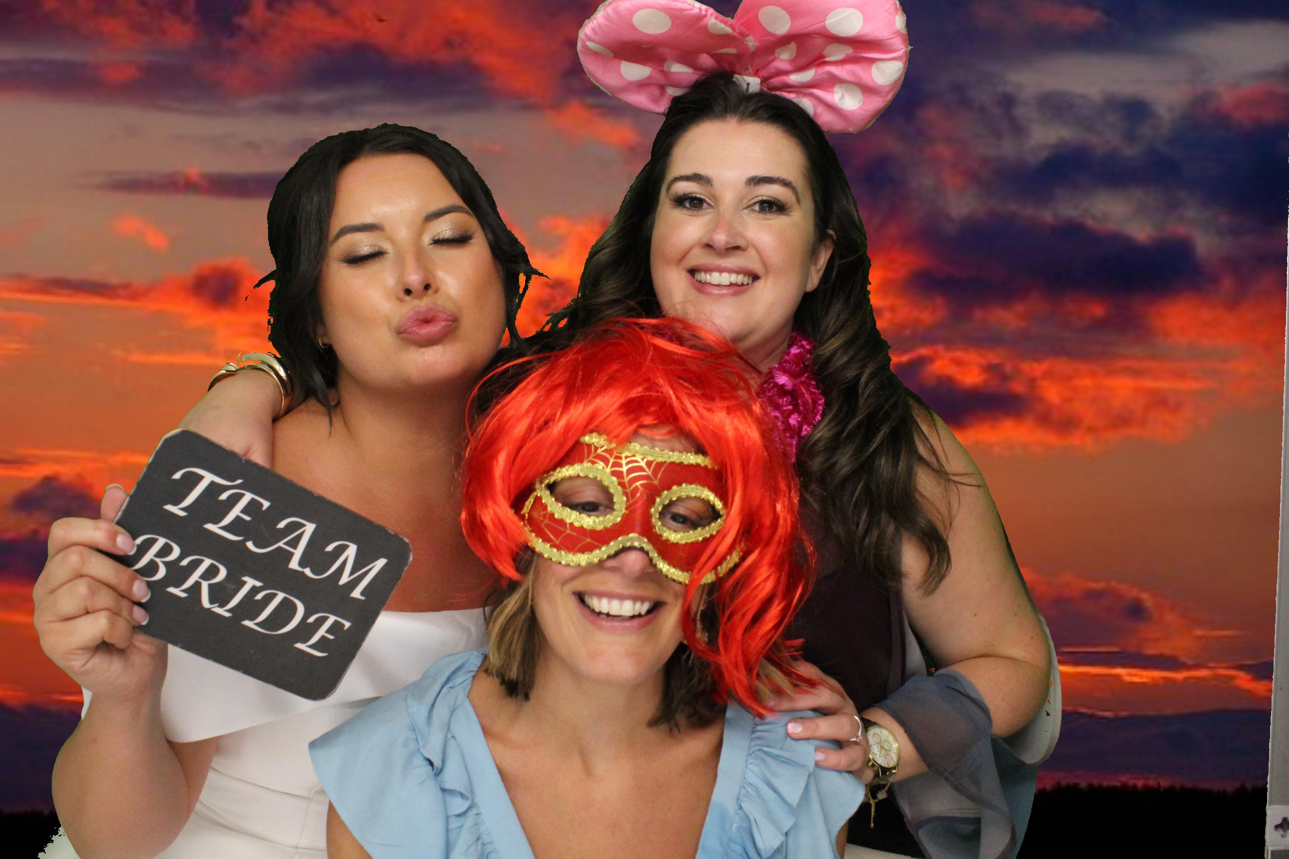 Tom & Natalie's Wedding | View more photos from the event at gallery.omegaphotobooths.co.uk/u/Omega-Photobooths/Tom-Natalies-Wedding