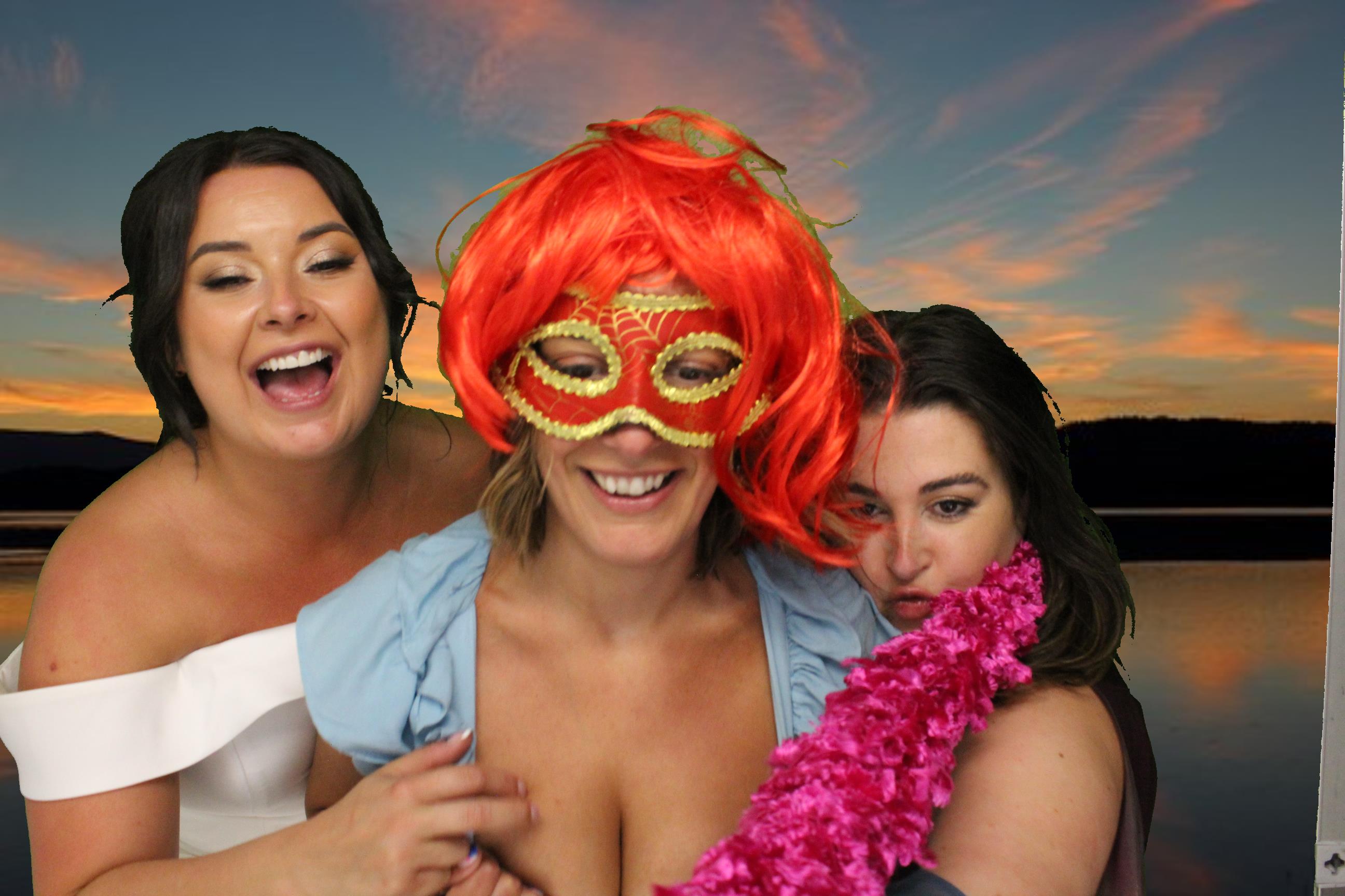 Tom & Natalie's Wedding | View more photos from the event at gallery.omegaphotobooths.co.uk/u/Omega-Photobooths/Tom-Natalies-Wedding