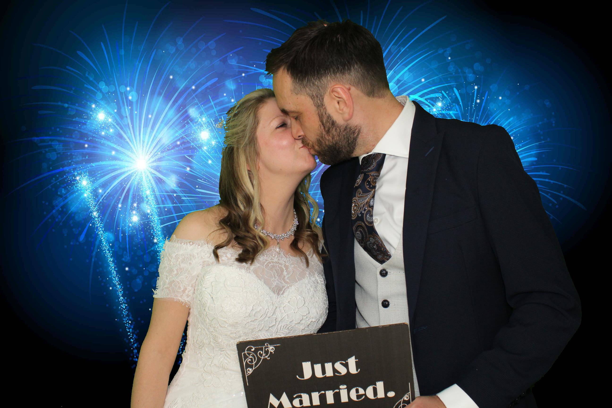 Vicky & James' Wedding | View more photos from the event at gallery.omegaphotobooths.co.uk/u/Omega-Photobooths/Vicky-James-Wedding