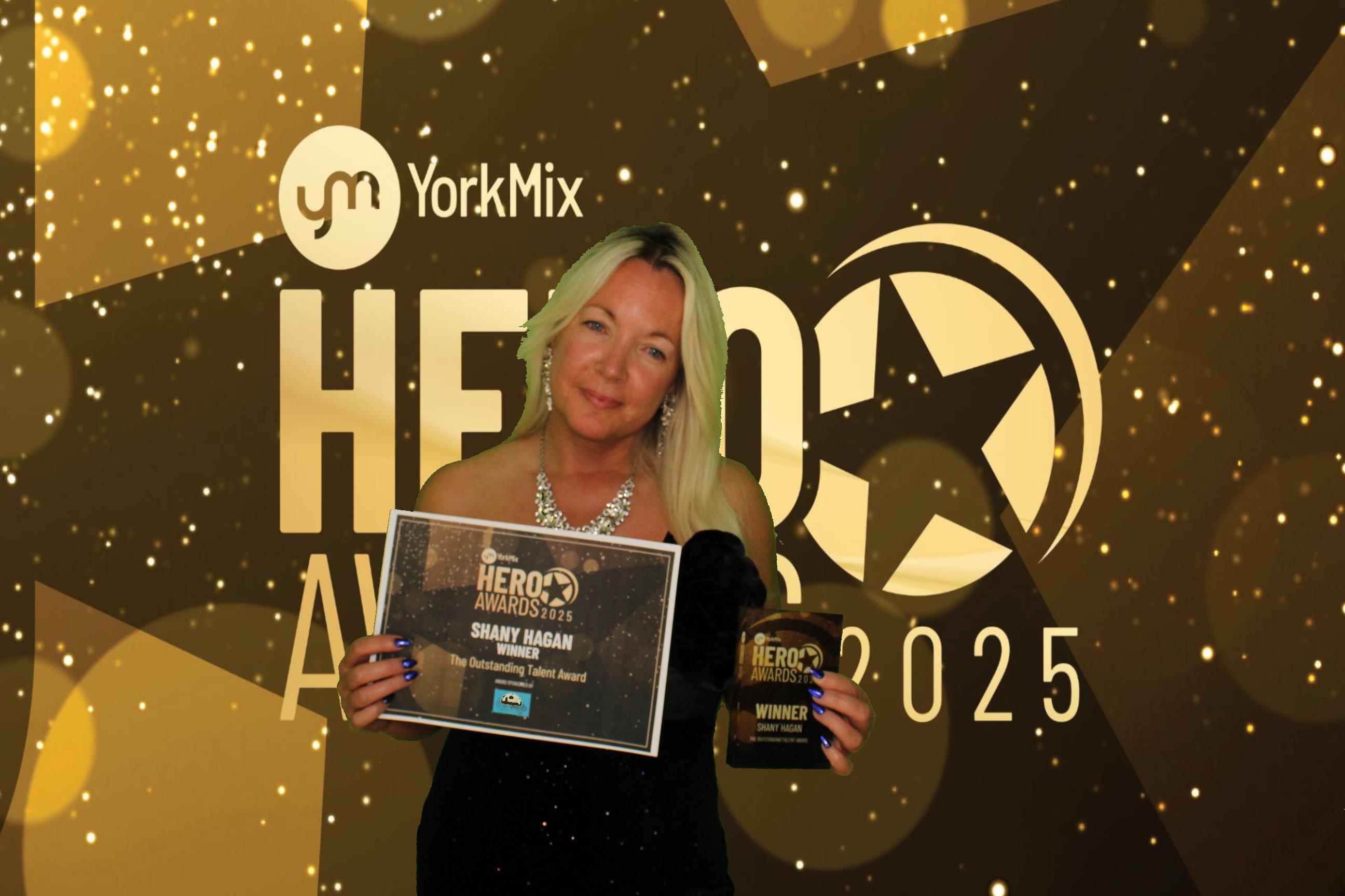 Yorkmix Hero awards | View more photos from the event at gallery.omegaphotobooths.co.uk/u/Omega-Photobooths/Yorkmix-Hero-awards-0